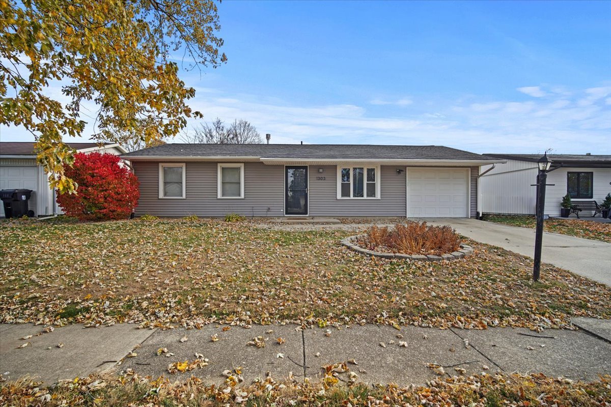 1303 Dalton Drive, Normal, IL 61761