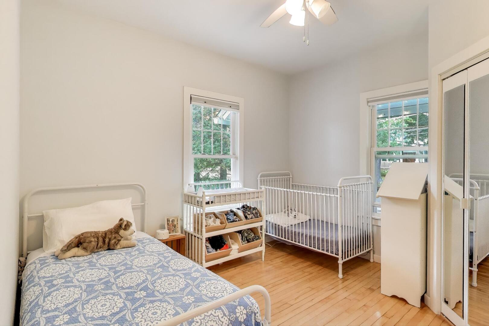 121 W Fremont Street, Arlington Heights, IL 60004