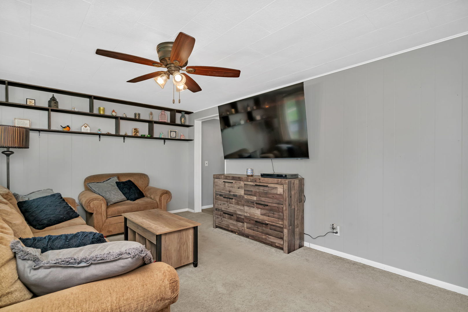 104 S Osceola Street, Minooka, IL 60447