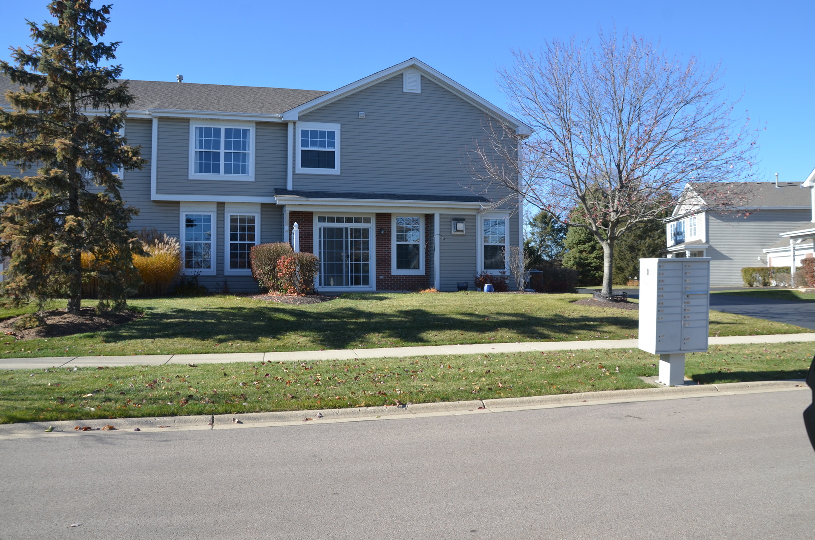 206 Brompton Lane #A, Sugar Grove, IL 60554