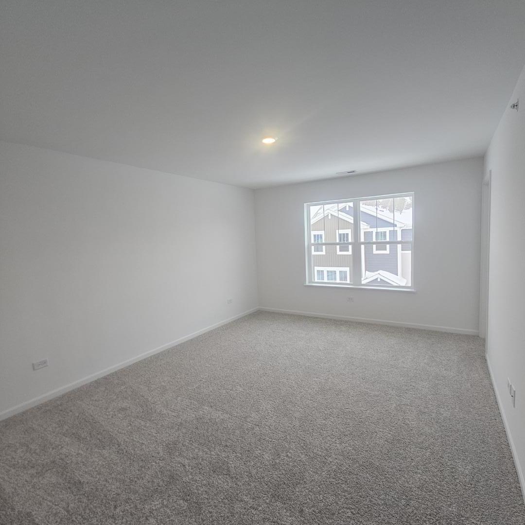 233 Settlers Place, West Dundee, IL 60118