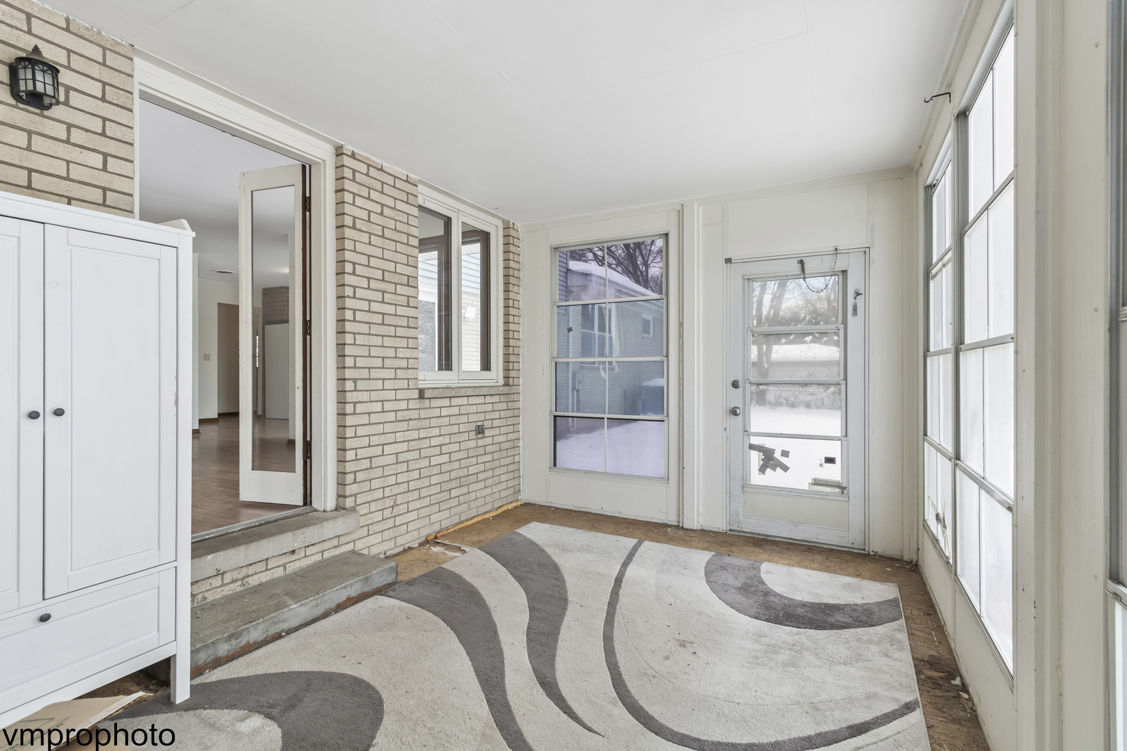 1414 W Vine Street, Arlington Heights, IL 60005