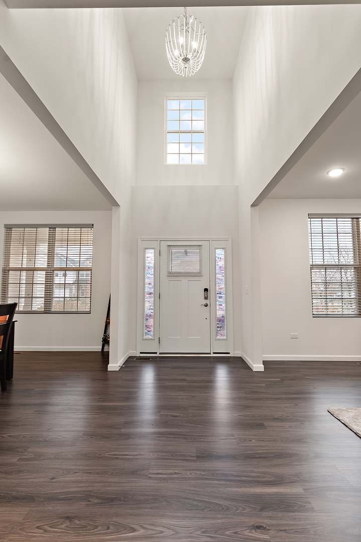 13005 Timber Wood Circle, Plainfield, IL 60585