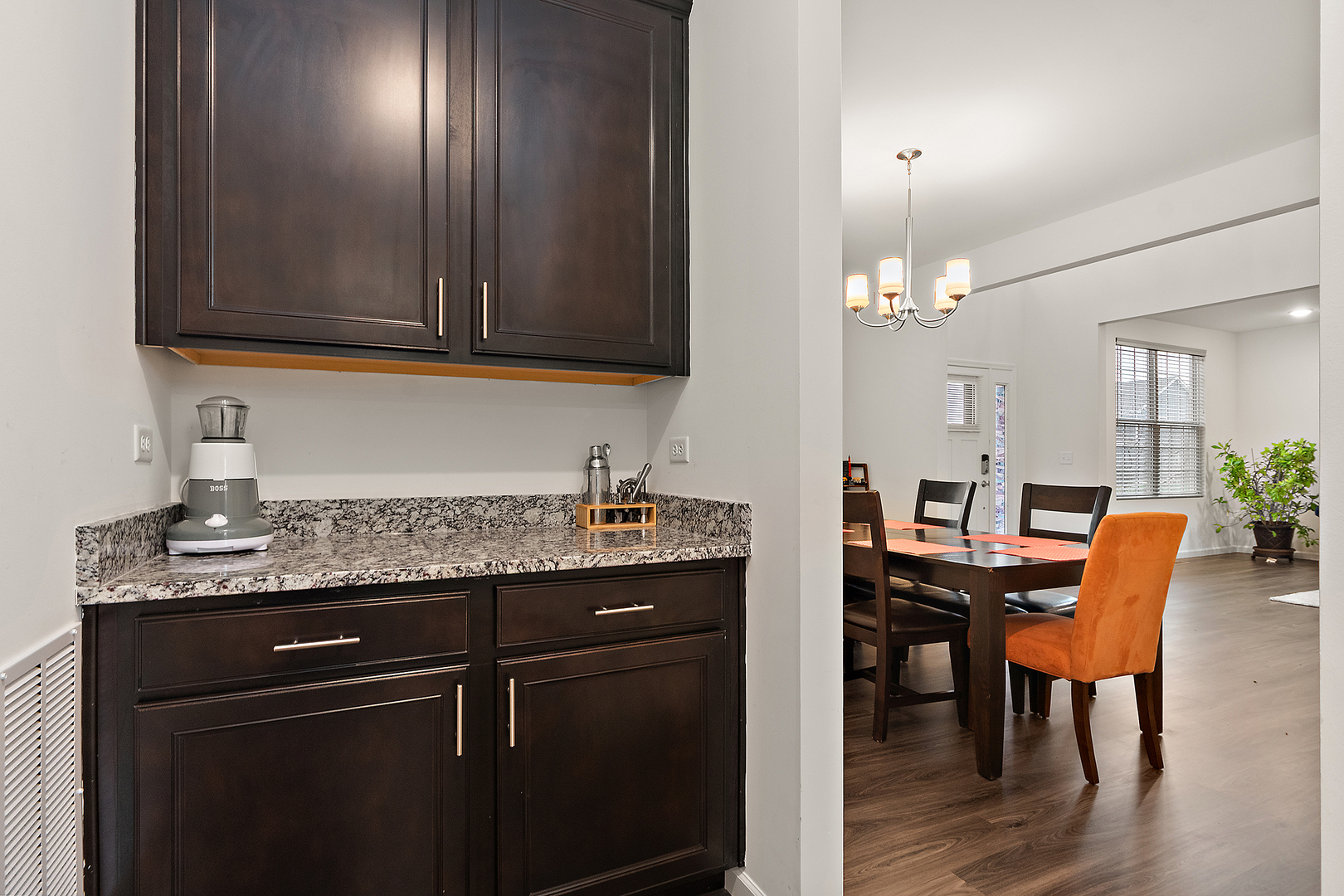 13005 Timber Wood Circle, Plainfield, IL 60585