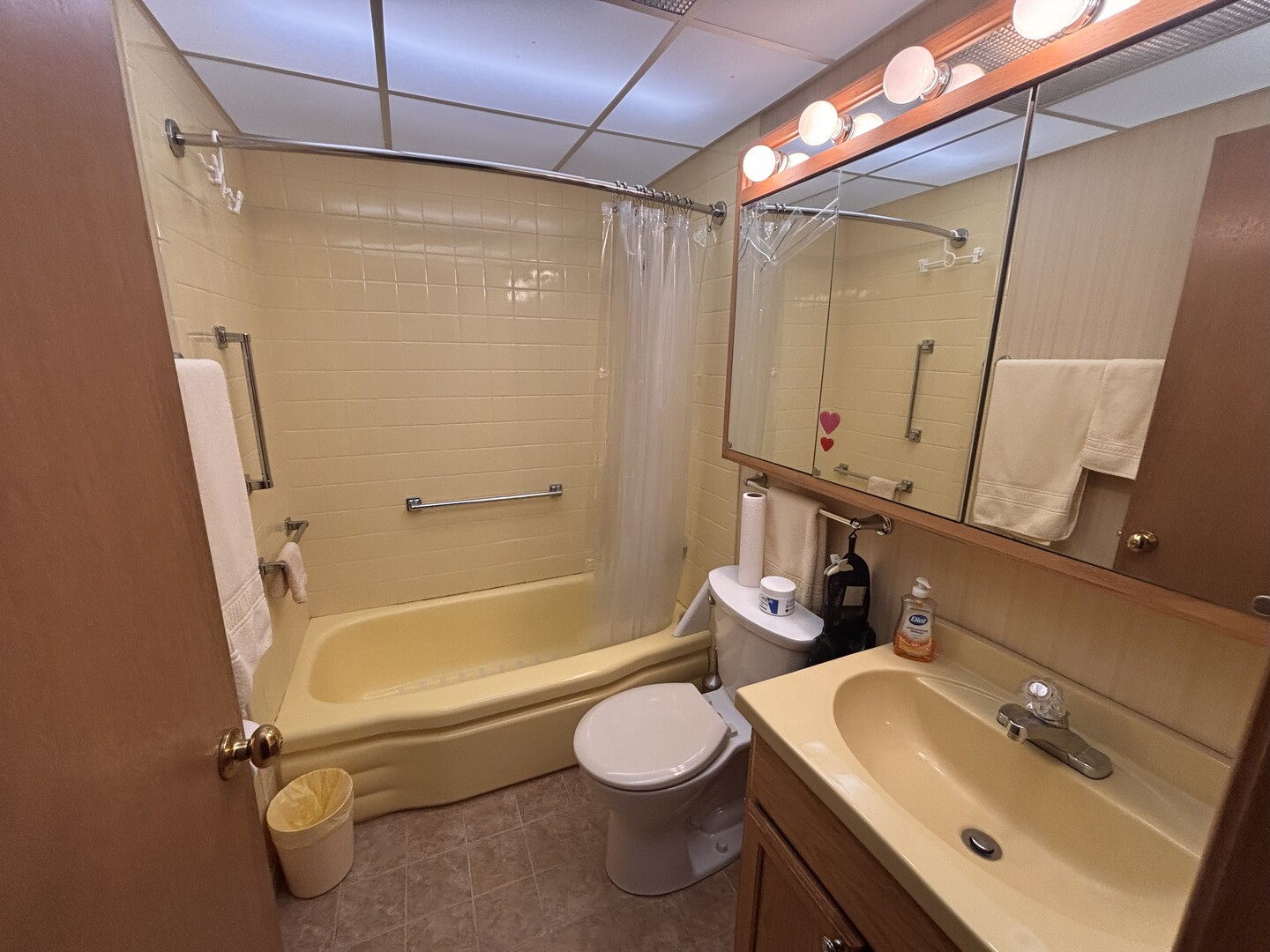 12841 S Marquette Avenue, Chicago, IL 60633