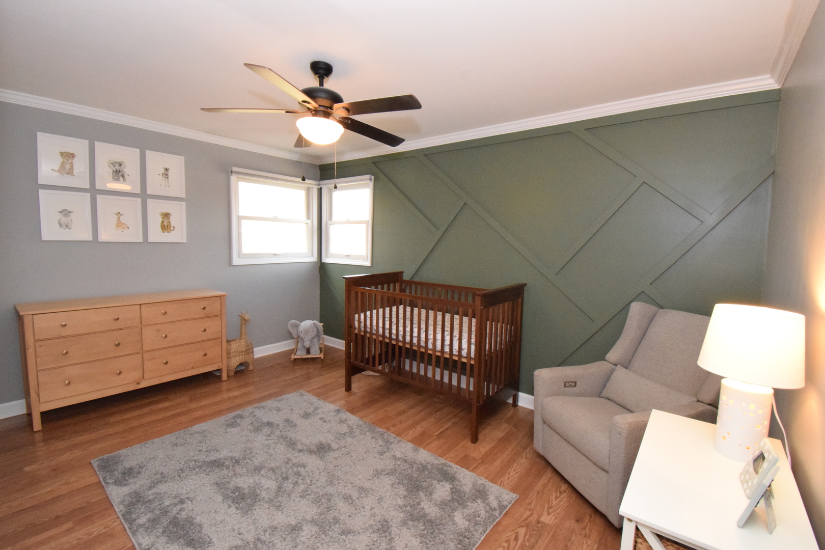 1919 Moore Avenue, St. Charles, IL 60174