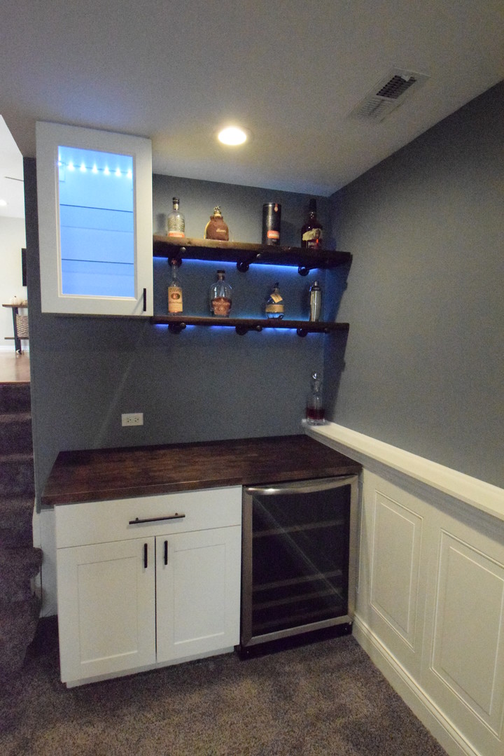 1919 Moore Avenue, St. Charles, IL 60174