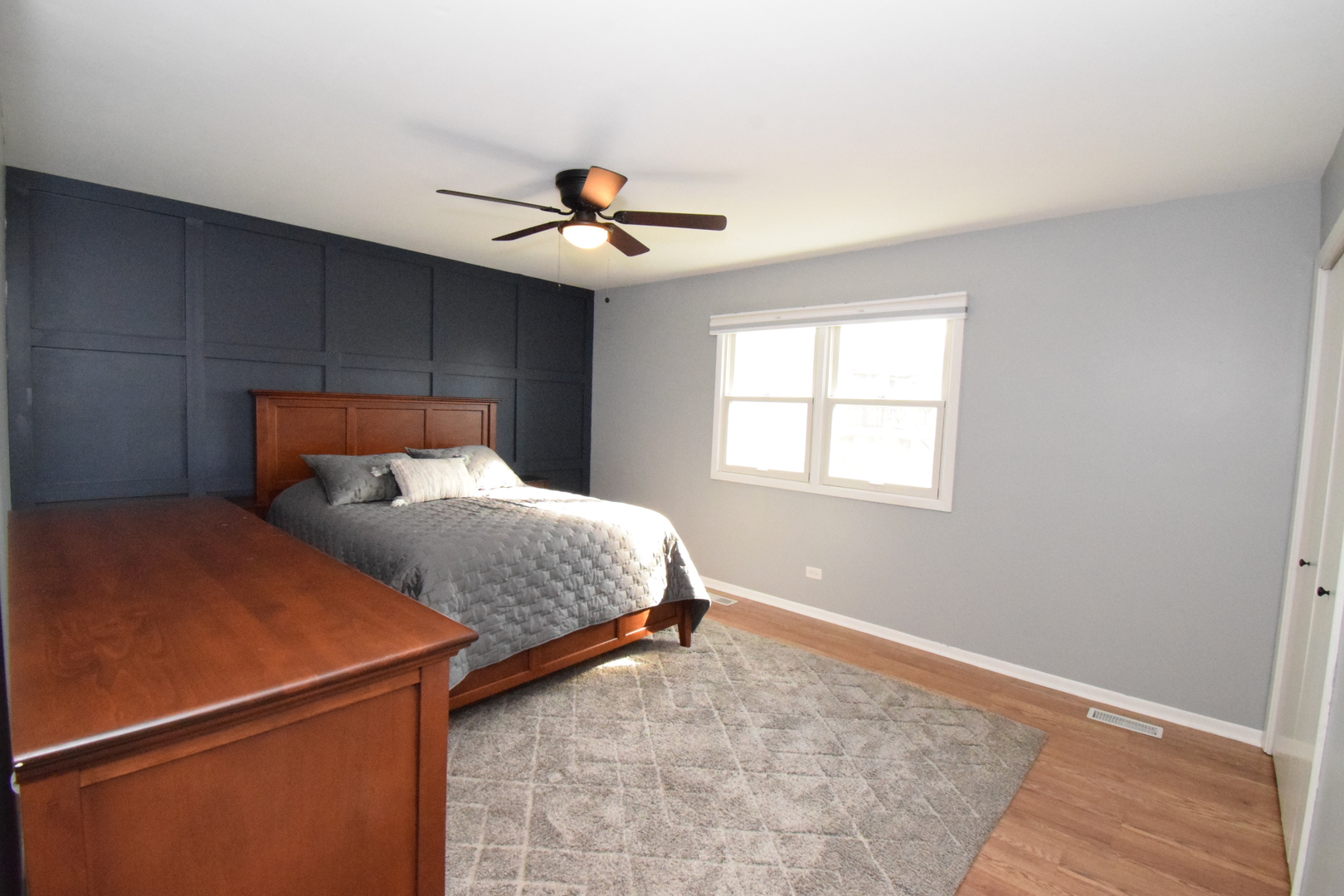 1919 Moore Avenue, St. Charles, IL 60174