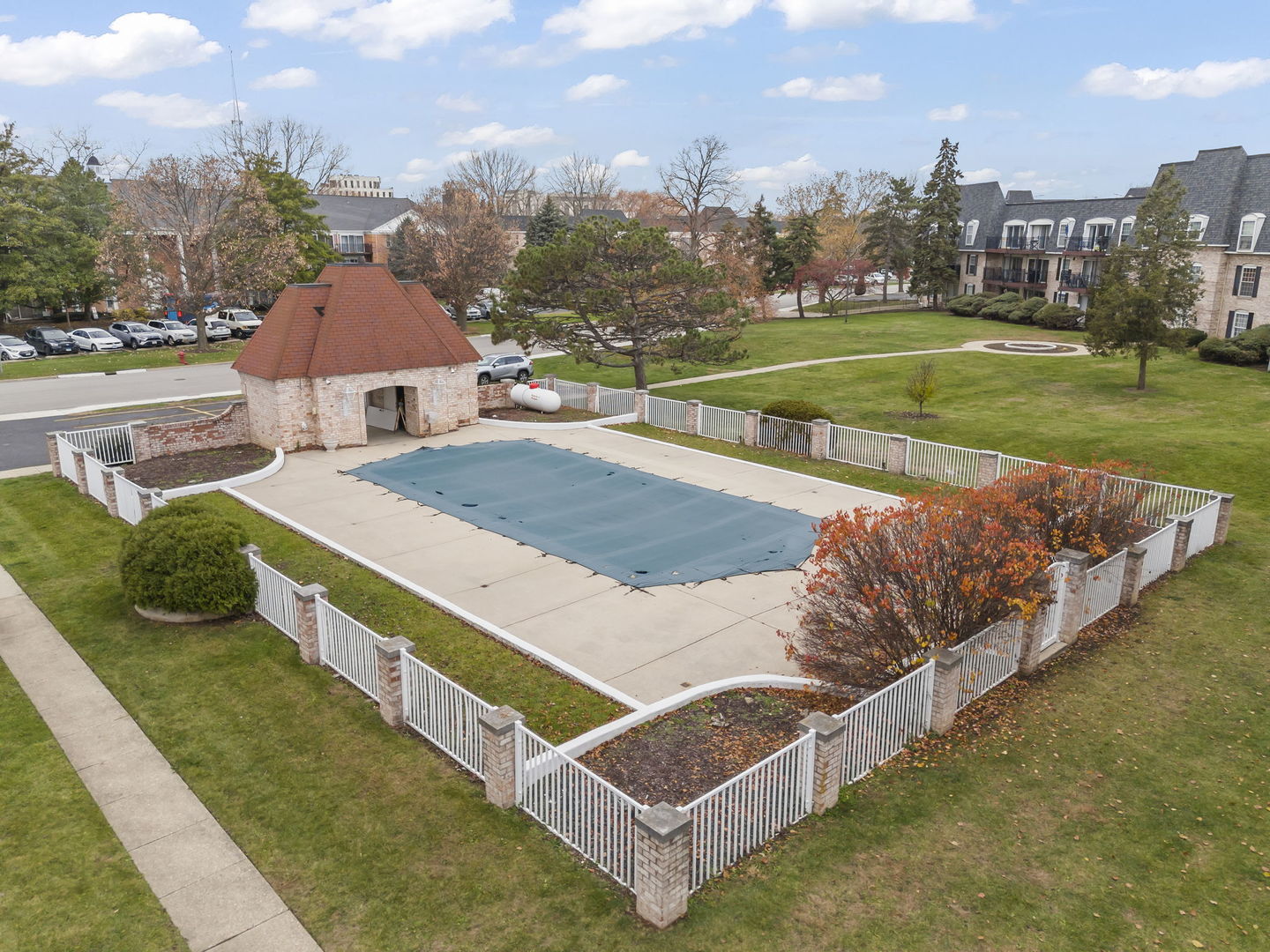 5200 CARRIAGEWAY Drive #101, Rolling Meadows, IL 60008