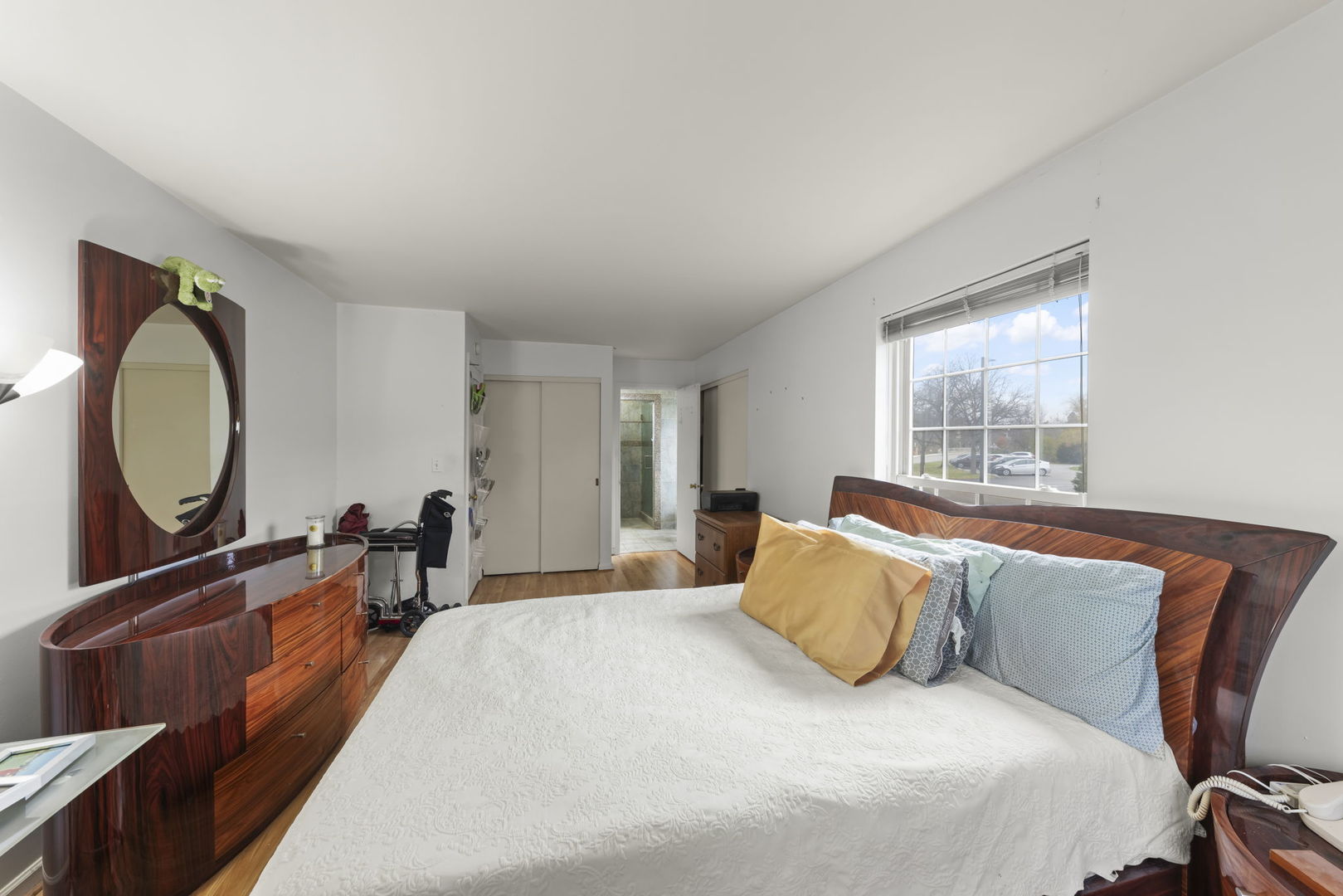 5200 CARRIAGEWAY Drive #101, Rolling Meadows, IL 60008