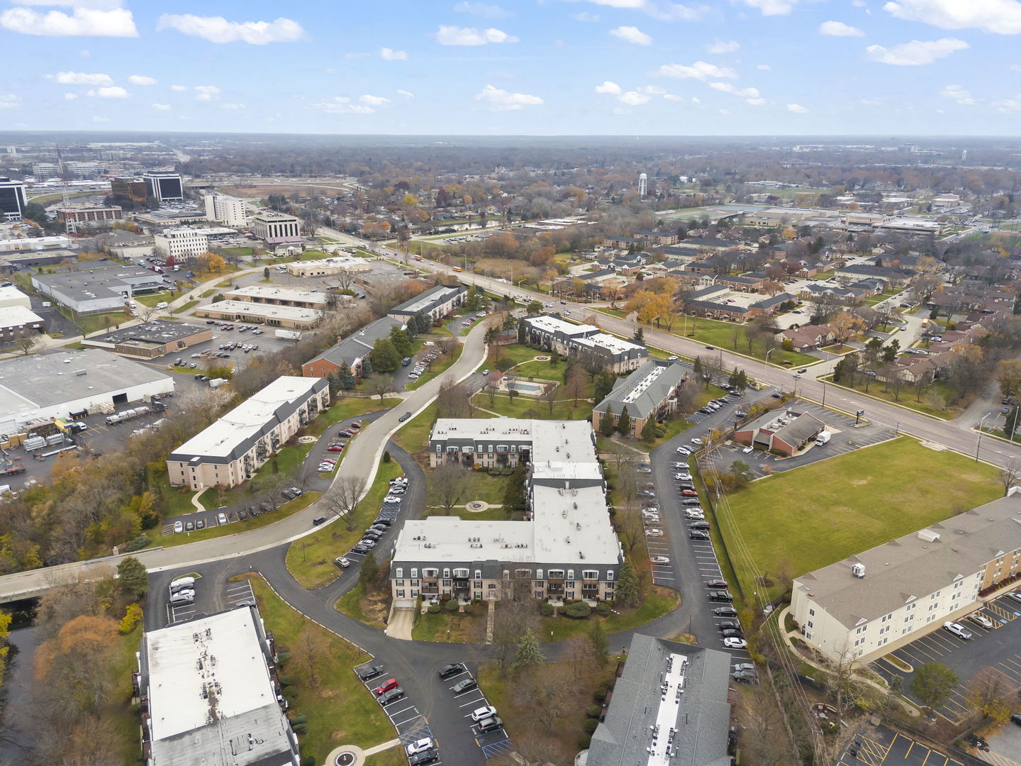 5200 CARRIAGEWAY Drive #101, Rolling Meadows, IL 60008