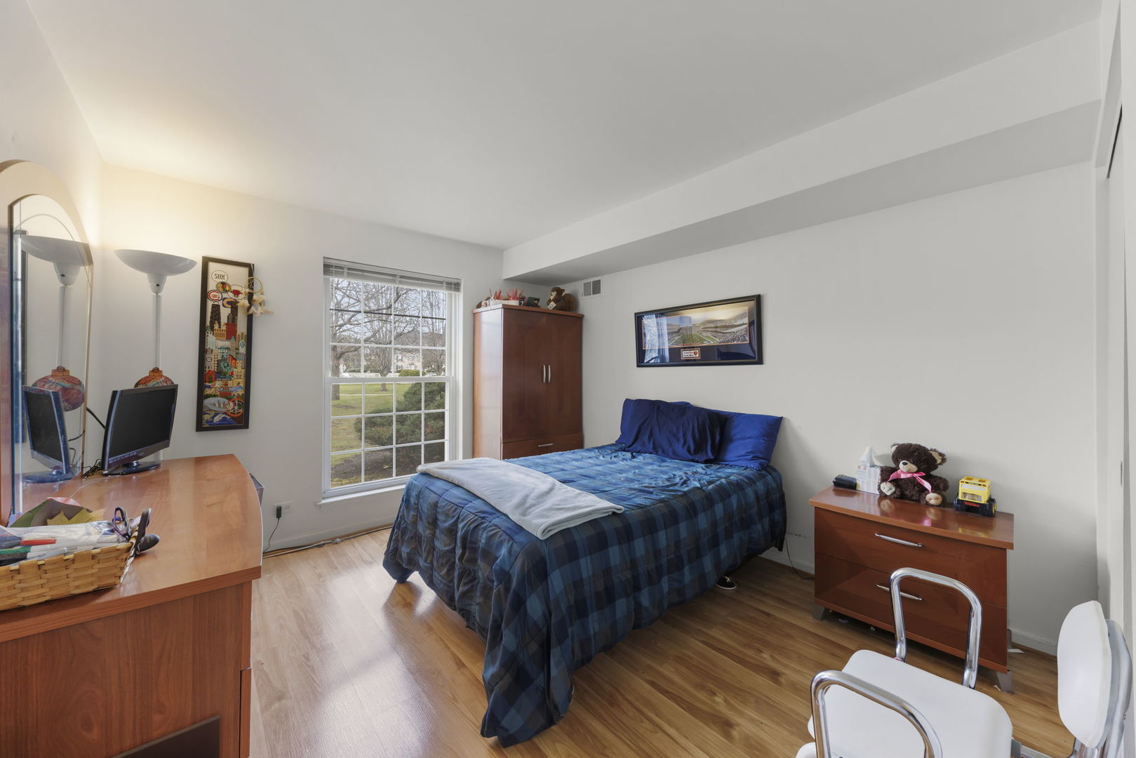 5200 CARRIAGEWAY Drive #101, Rolling Meadows, IL 60008