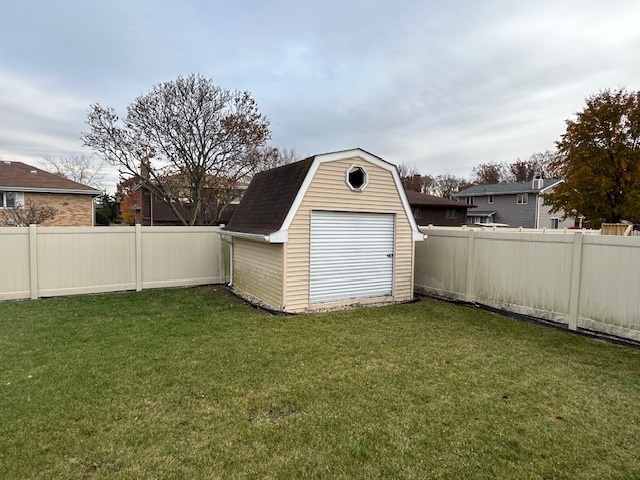 18539 Country Lane, Lansing, IL 60438