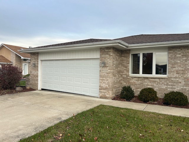 18539 Country Lane, Lansing, IL 60438