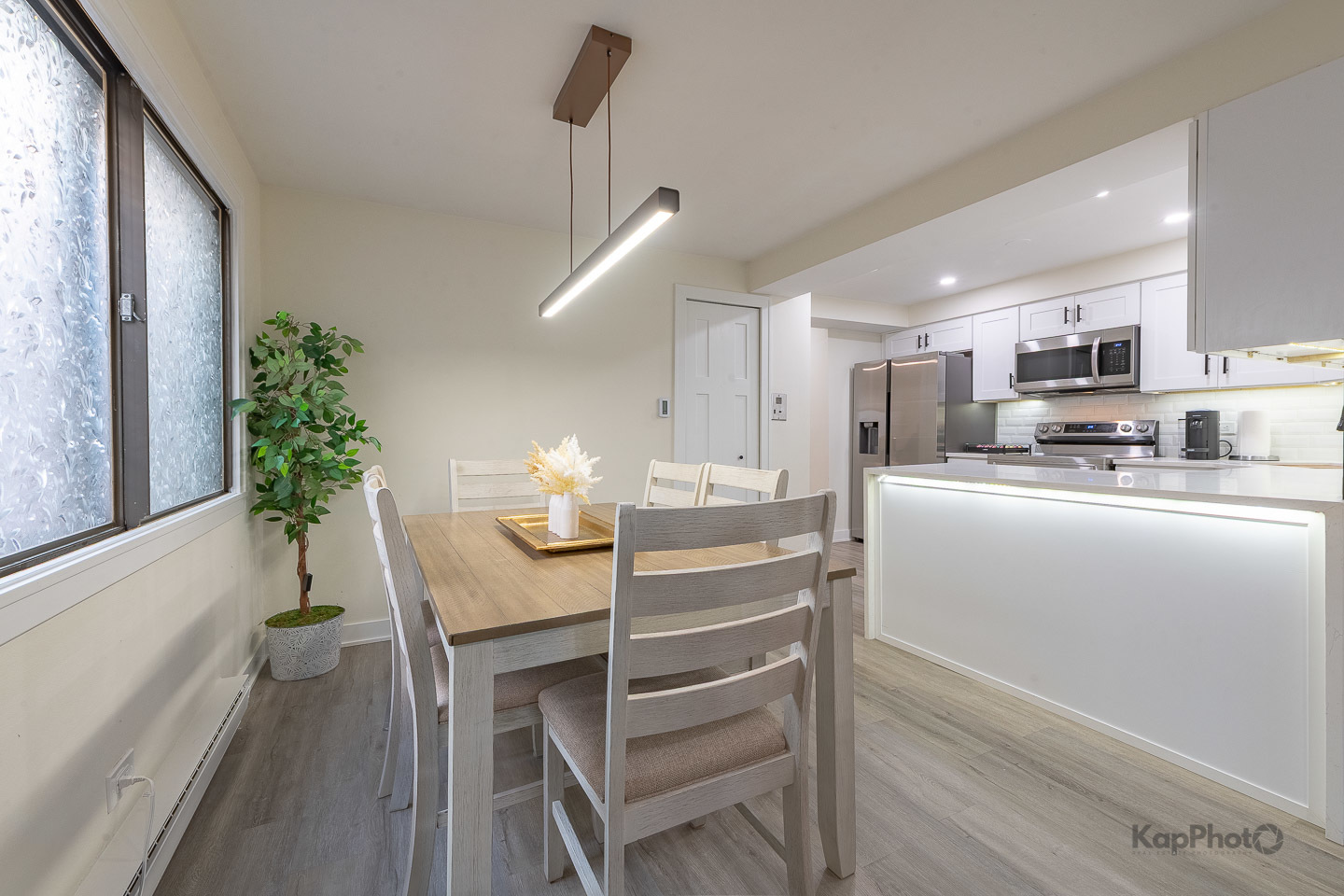 6612 W 64th Place #2W, Chicago, IL 60638