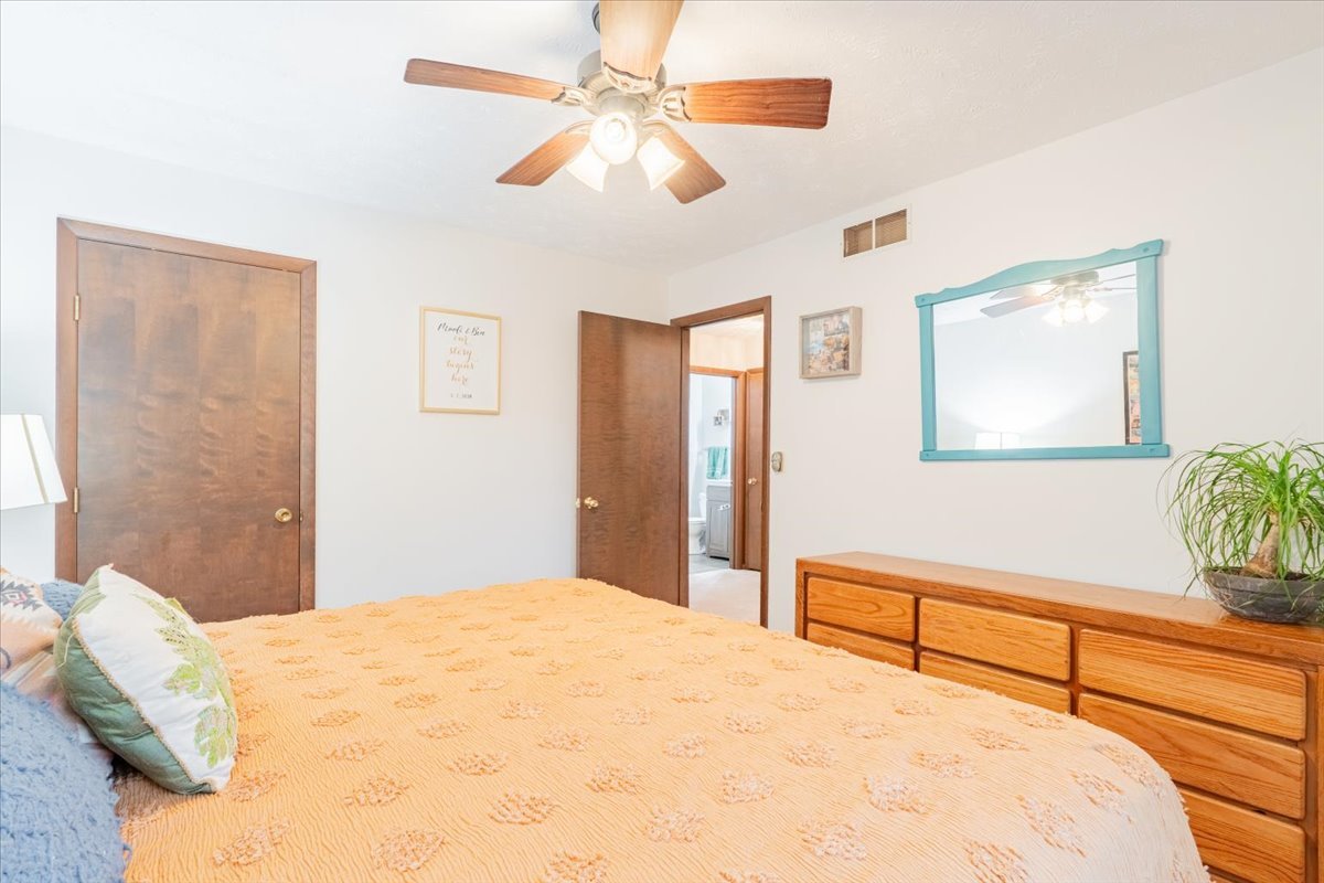 1014 N Fell Avenue, Normal, IL 61761