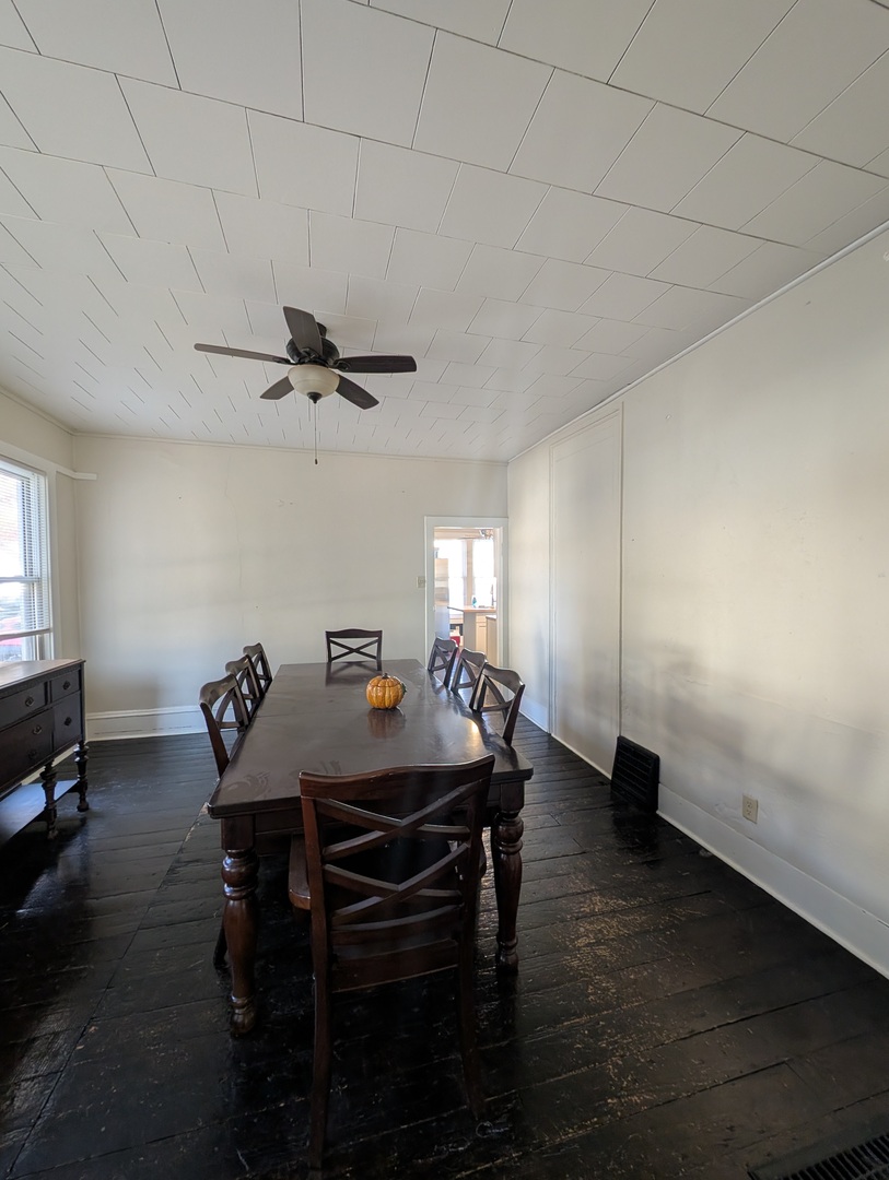 1128 Saint Vincent Avenue, Lasalle, IL 61301