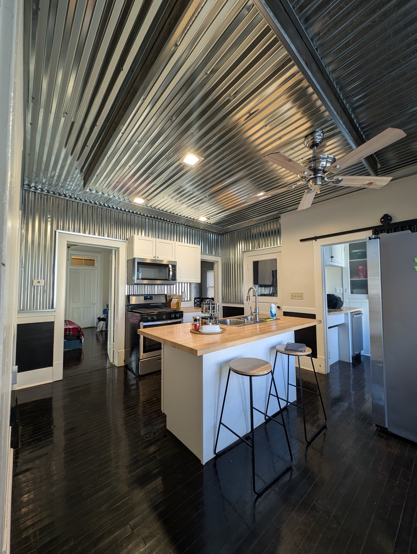 1128 Saint Vincent Avenue, Lasalle, IL 61301