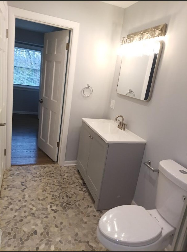 438 Hamilton Wood Road, Homewood, IL 60430