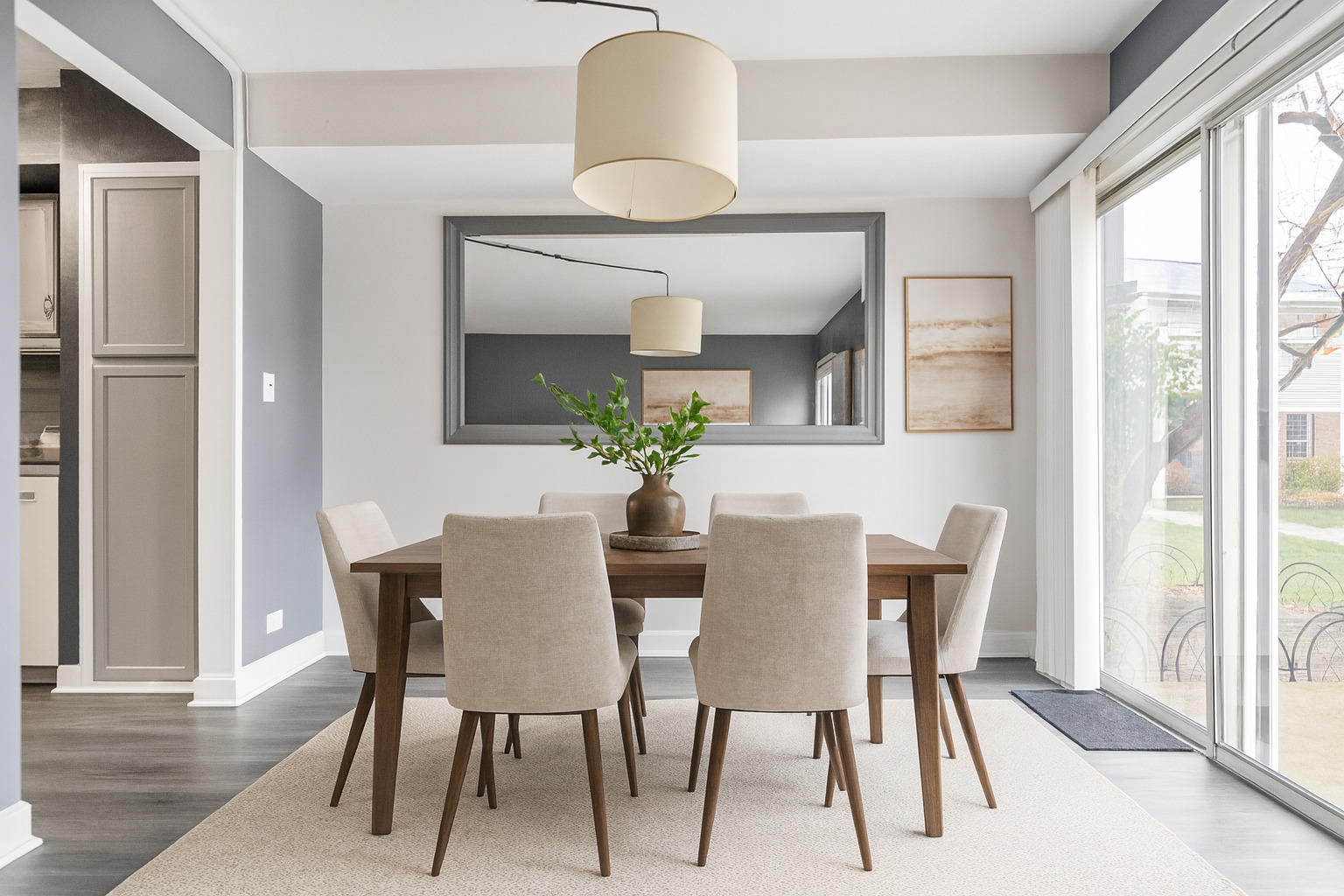 1941 Quaker Hollow Lane #1941, Streamwood, IL 60107