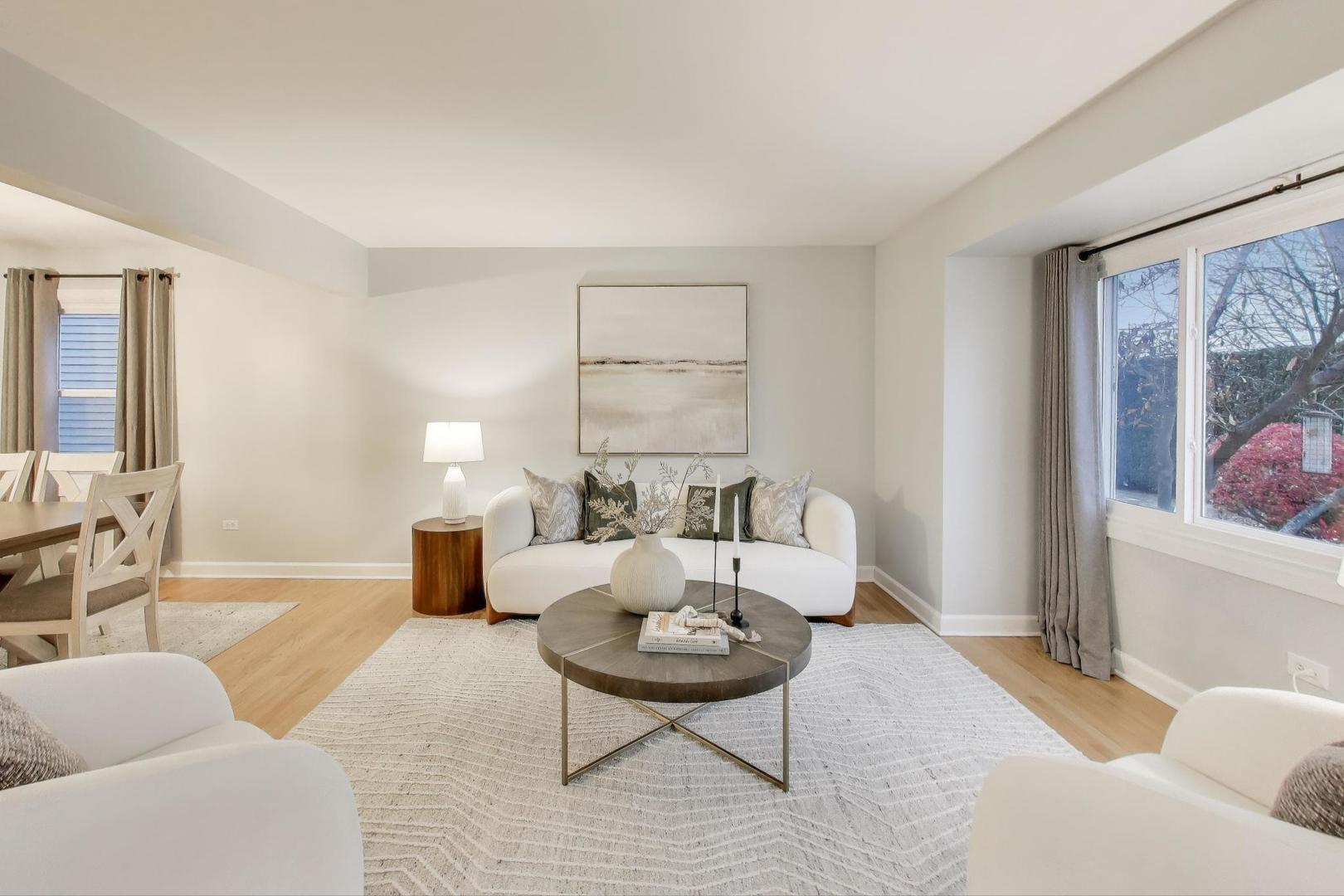 512 Blackhawk Drive, Westmont, IL 60559