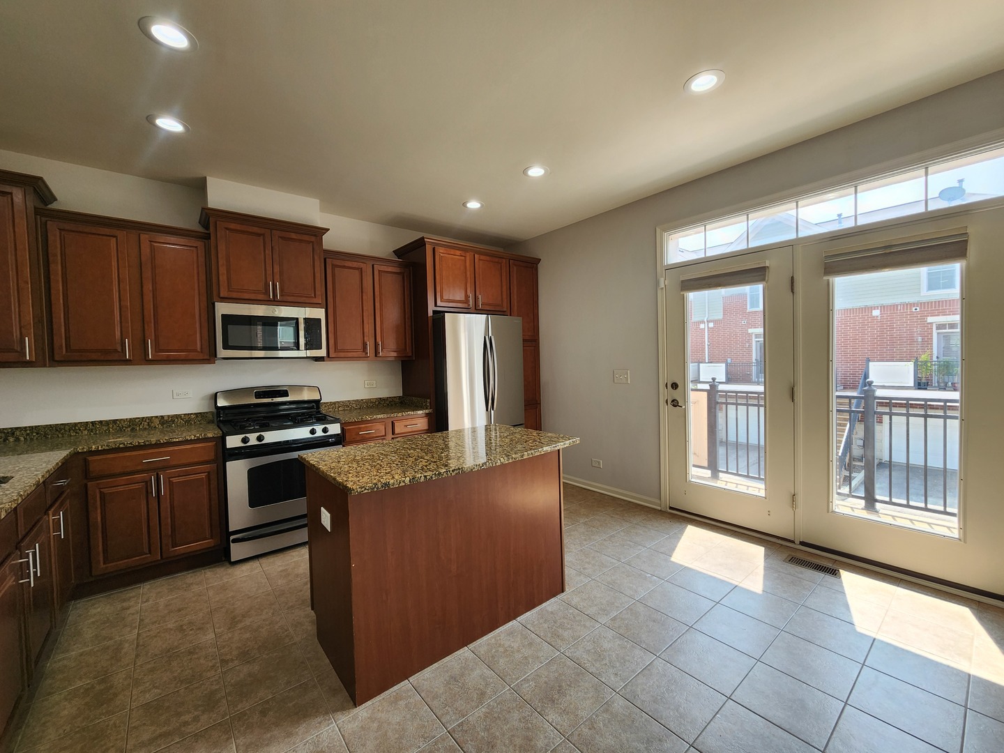 208 W HYDE Street #0, Arlington Heights, IL 60005