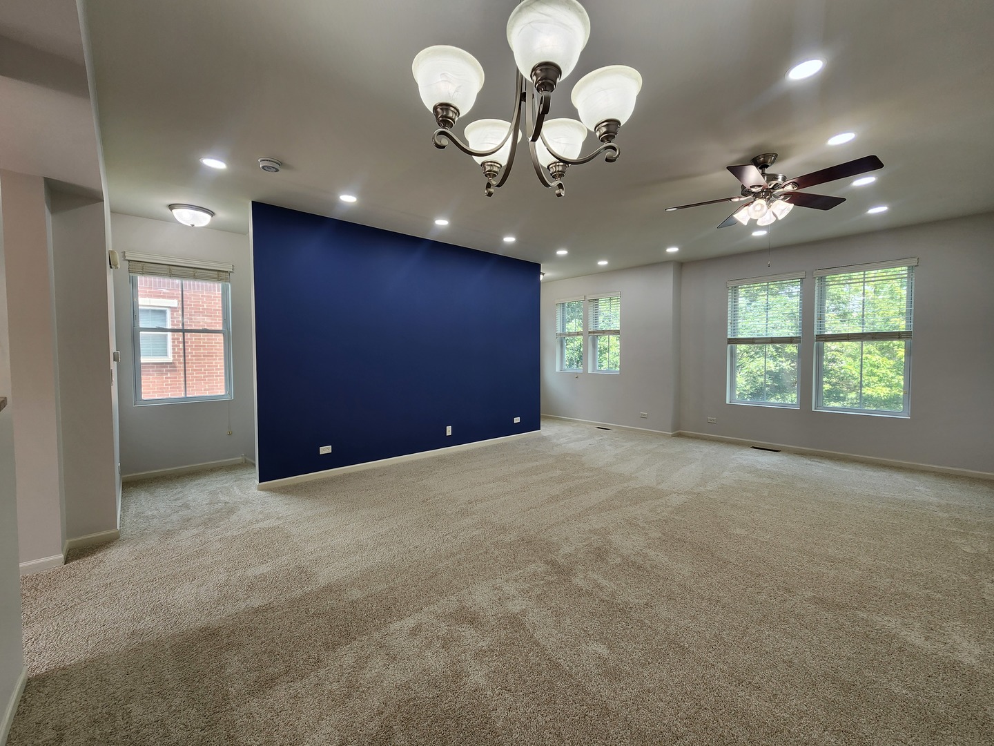 208 W HYDE Street #0, Arlington Heights, IL 60005