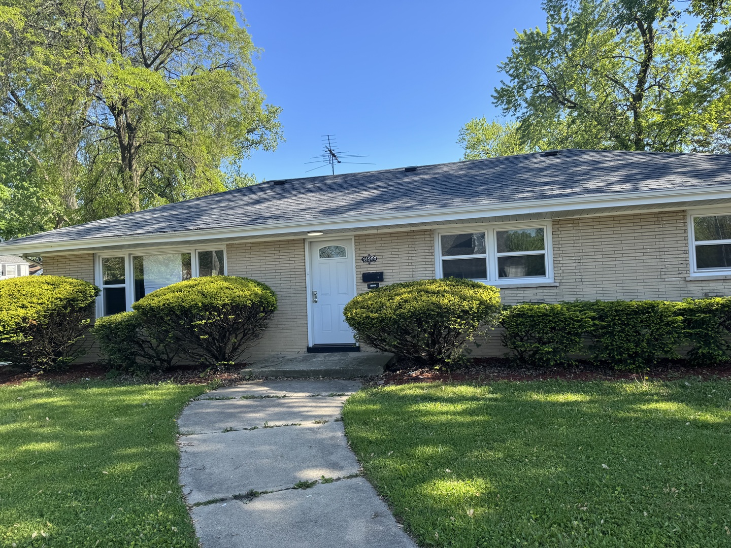 14900 Evers Street, Dolton, IL 60419