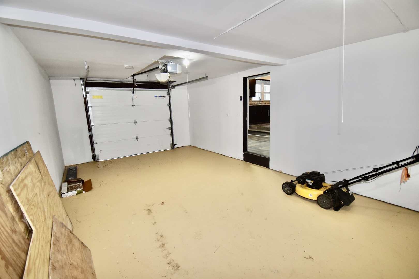 1914 Elim Avenue, Zion, IL 60099