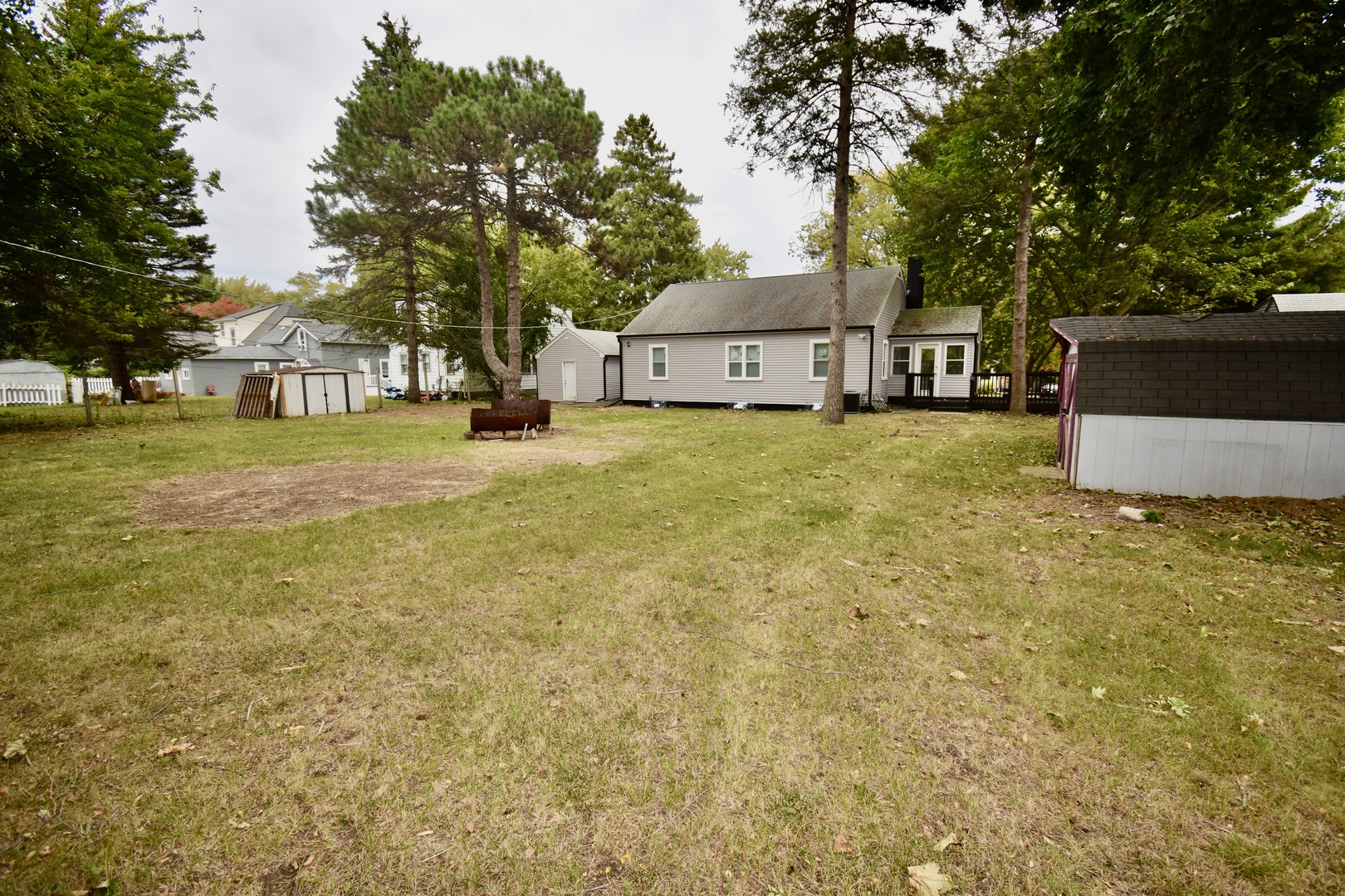 1914 Elim Avenue, Zion, IL 60099