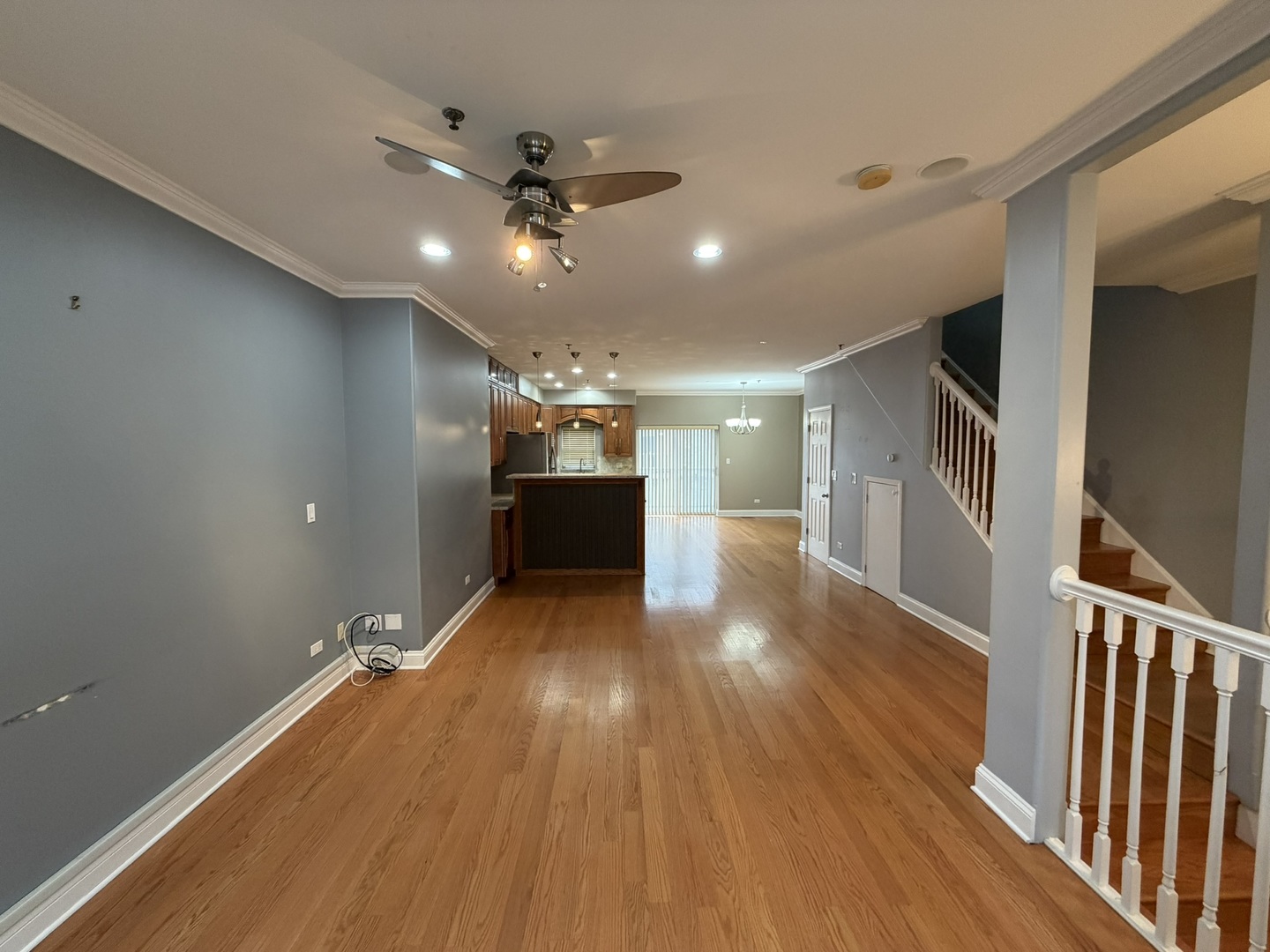 183 N Des Plaines River Road #E2, Des Plaines, IL 60016