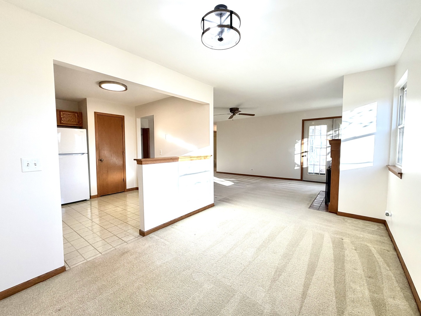 120 Stirling Lane #Z1, Schaumburg, IL 60194