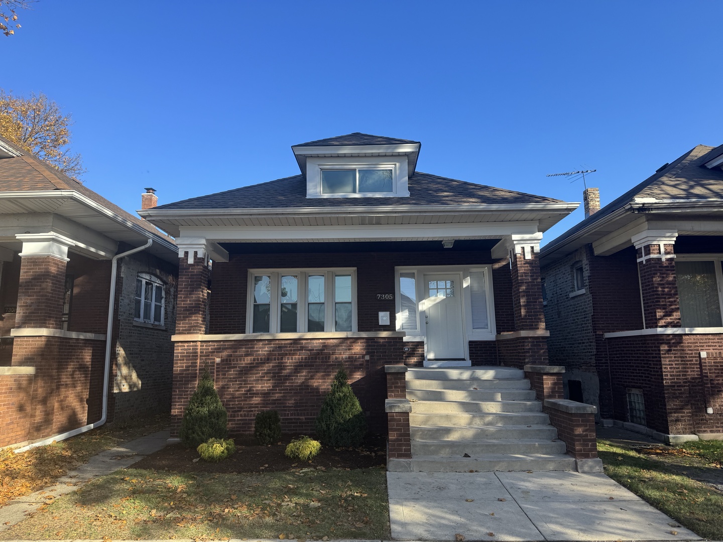 7305 S Eberhart Avenue, Chicago, IL 60619