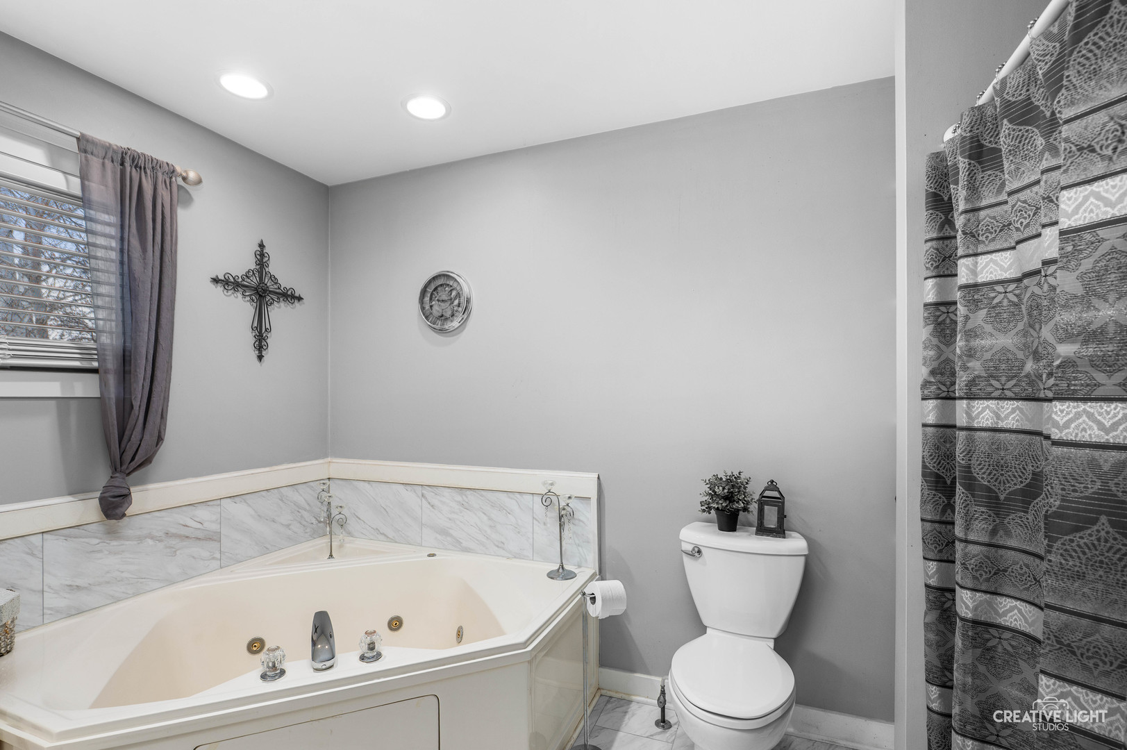 3735 W Nettle Creek Drive, Morris, IL 60450