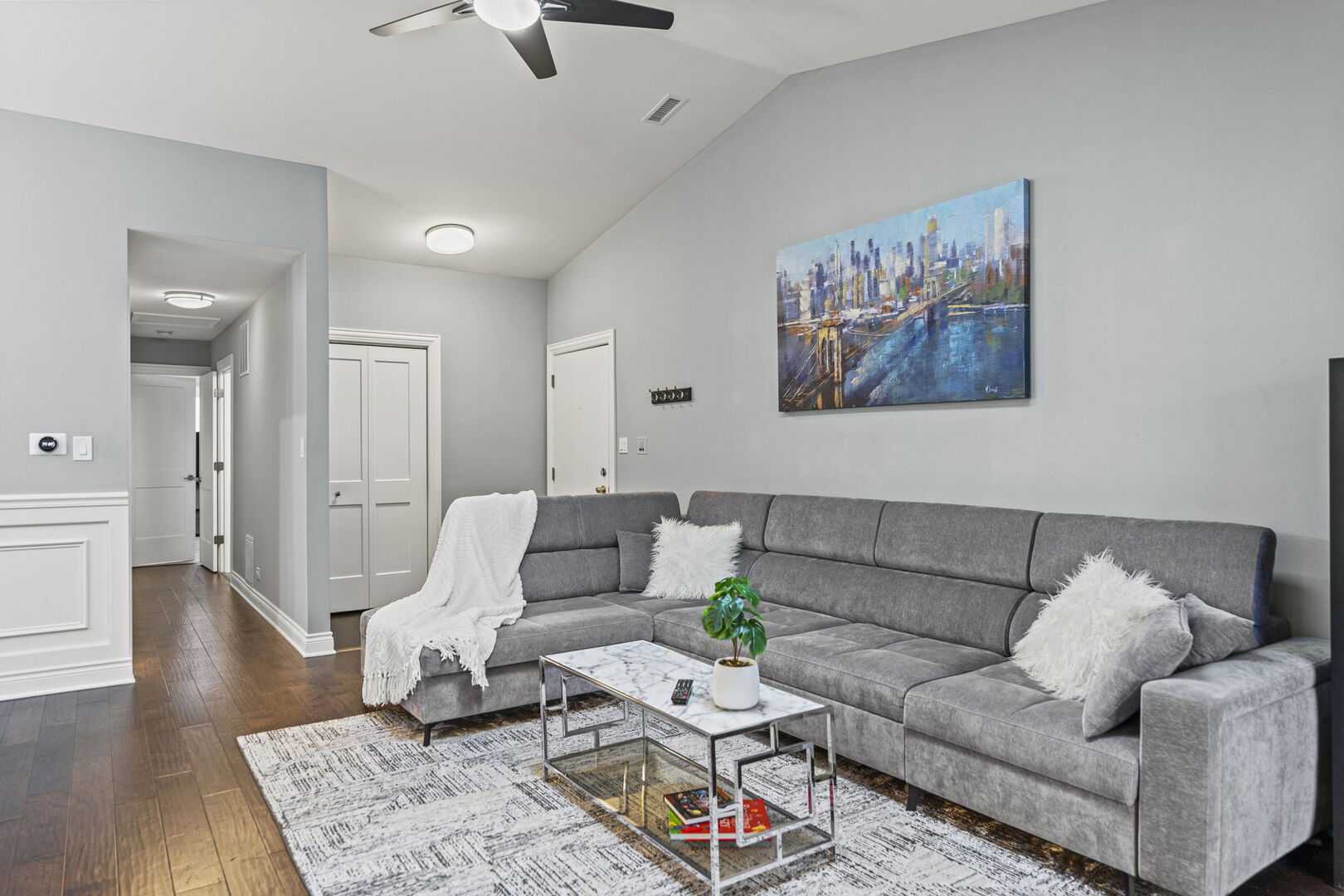 201 Walters Lane #2A, Itasca, IL 60143