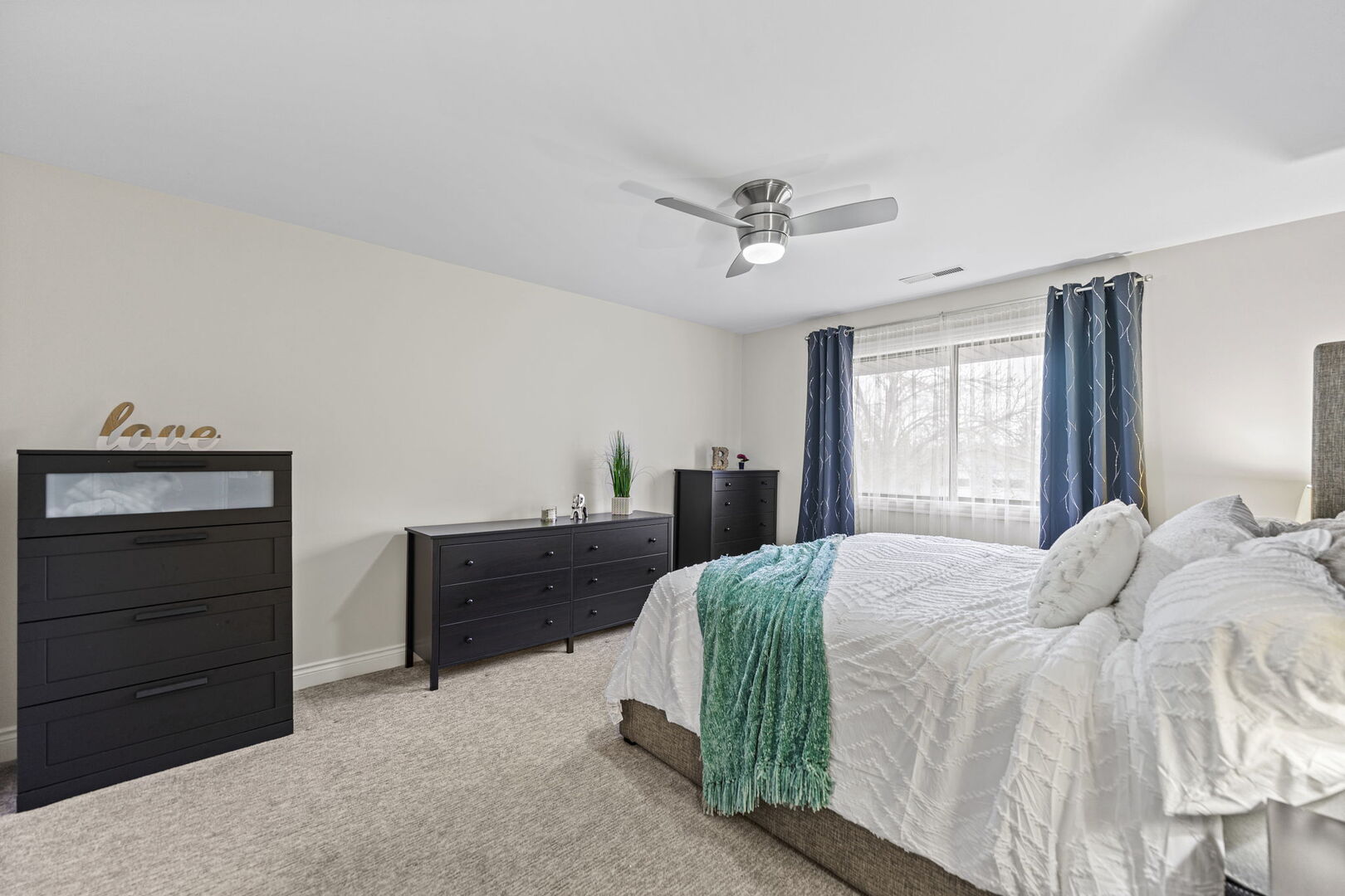 201 Walters Lane #2A, Itasca, IL 60143