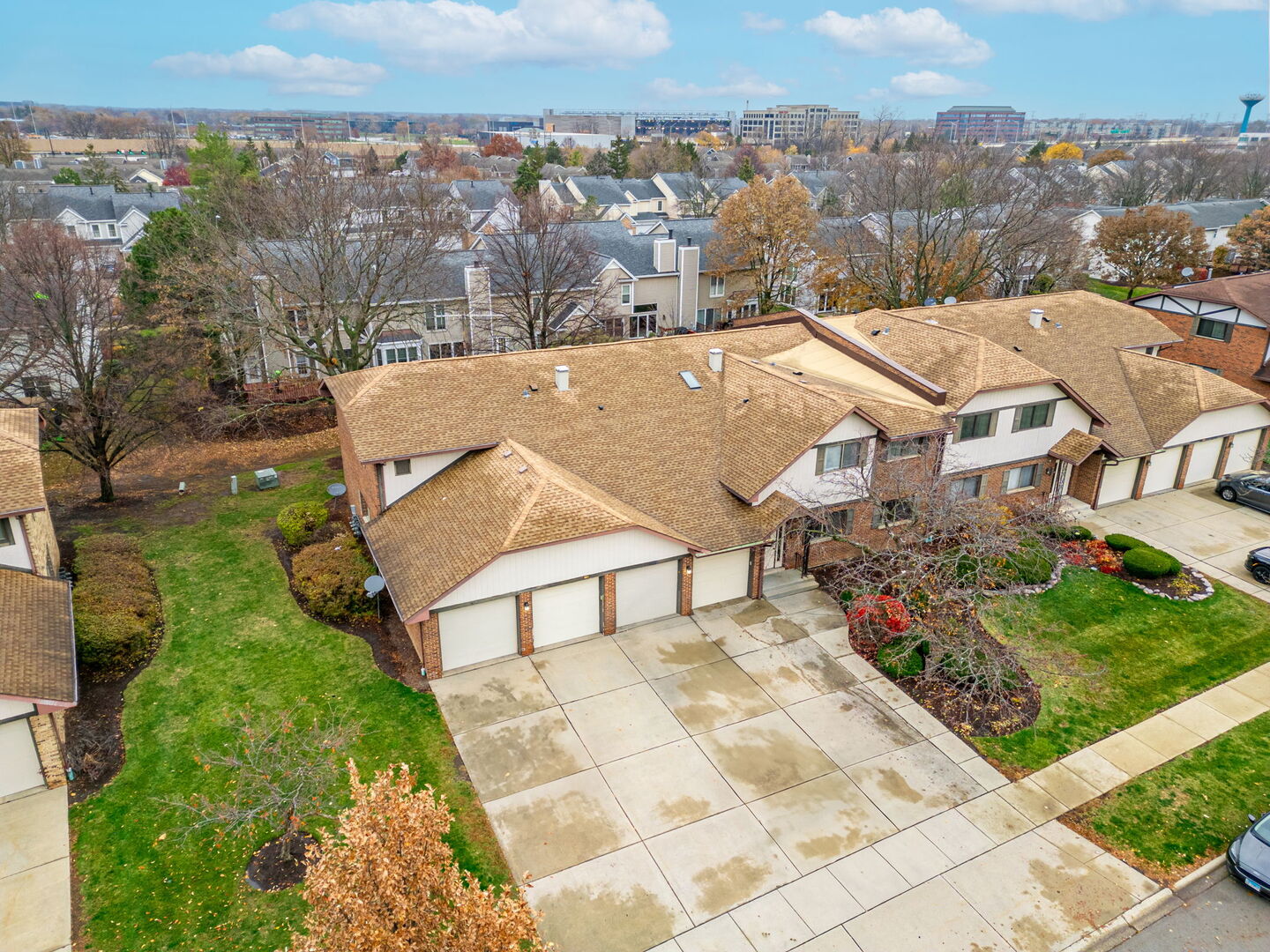 201 Walters Lane #2A, Itasca, IL 60143