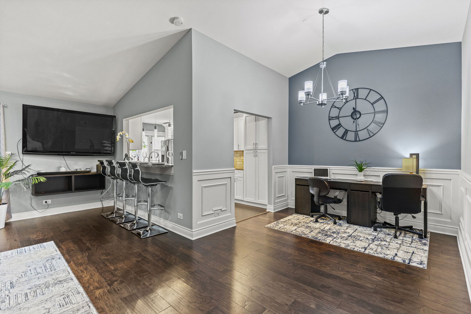 201 Walters Lane #2A, Itasca, IL 60143