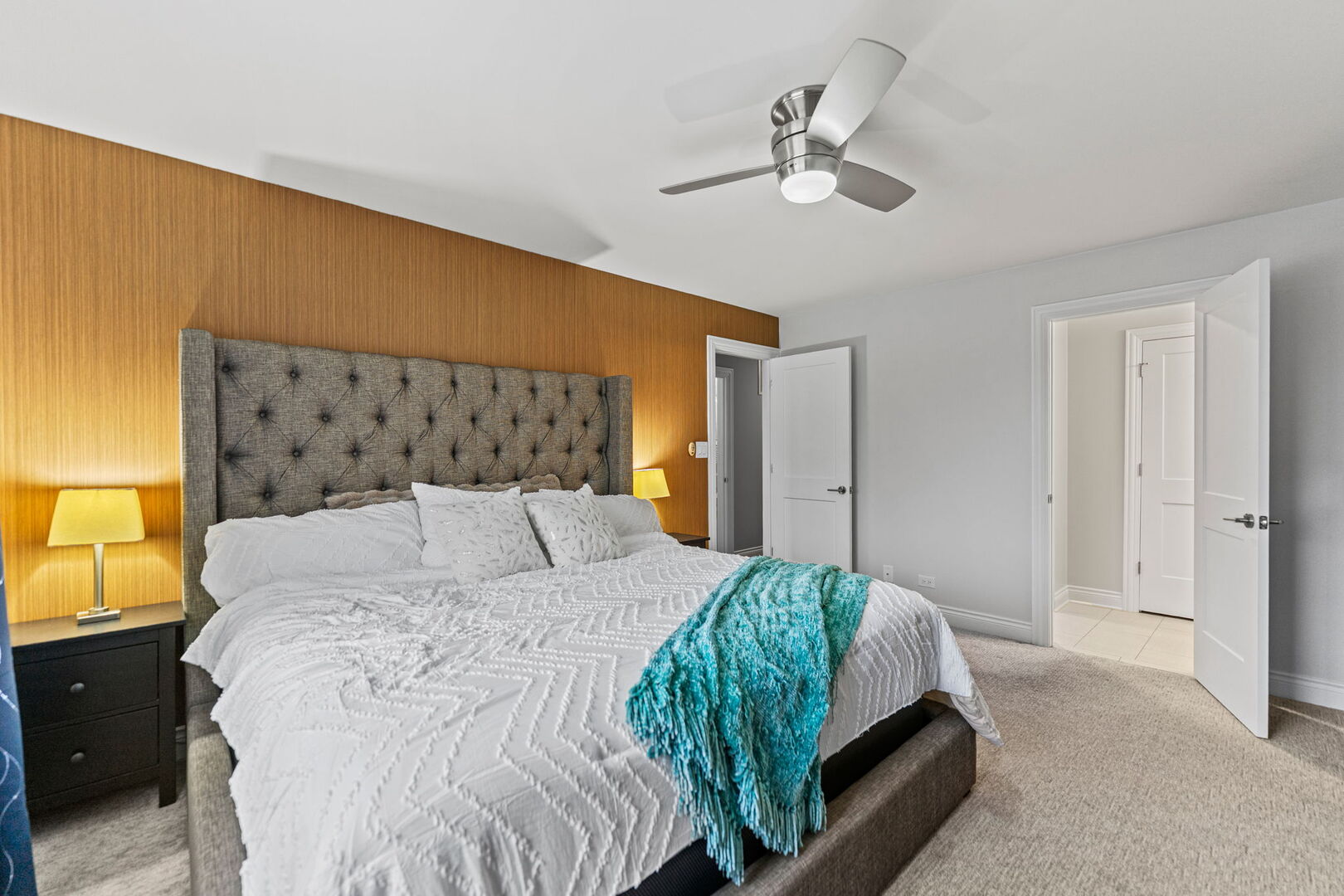 201 Walters Lane #2A, Itasca, IL 60143