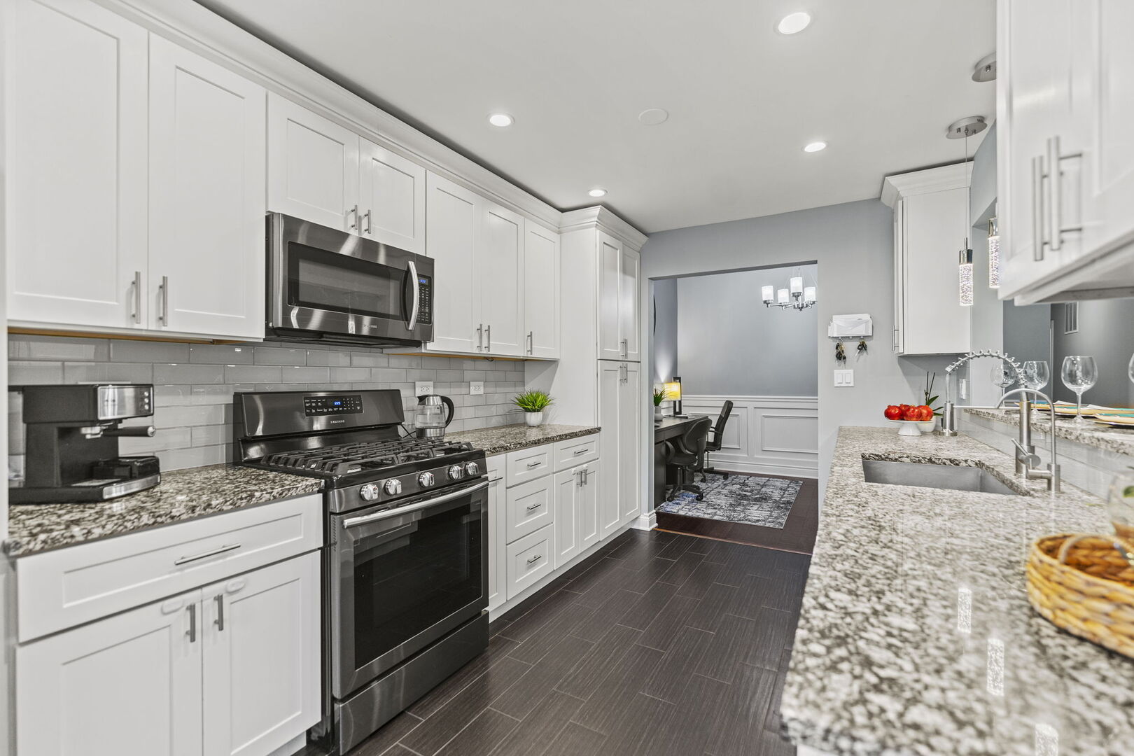 201 Walters Lane #2A, Itasca, IL 60143