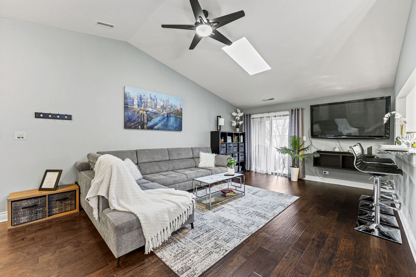 201 Walters Lane #2A, Itasca, IL 60143