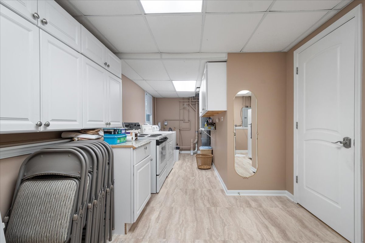 731 HIGHPOINT Court, Schaumburg, IL 60193