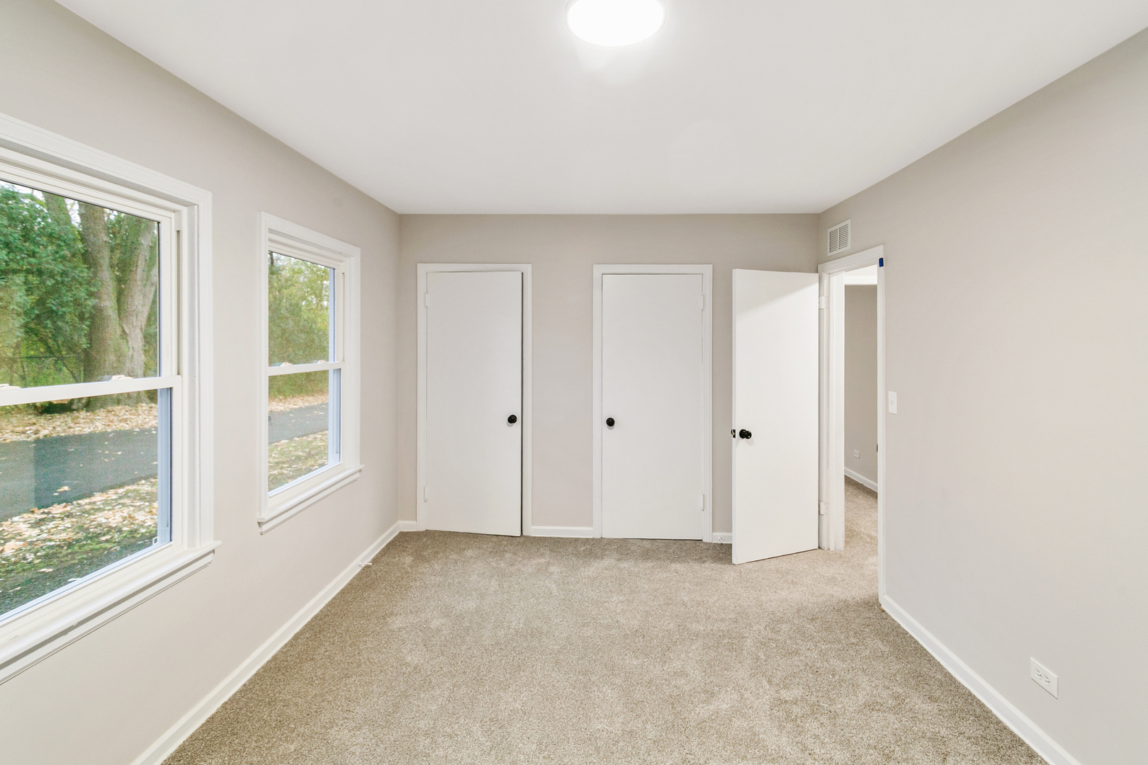 615 Polo Drive, Wheaton, IL 60187