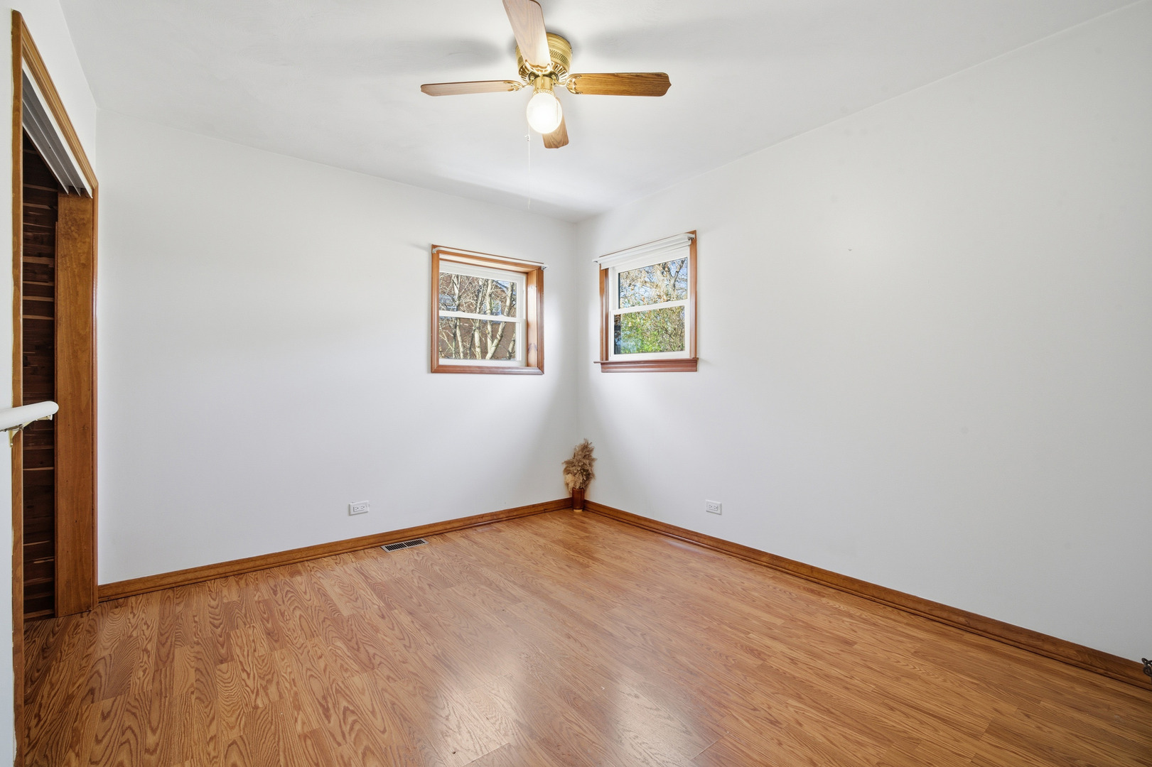 13310 W Greenview Drive, Wadsworth, IL 60083