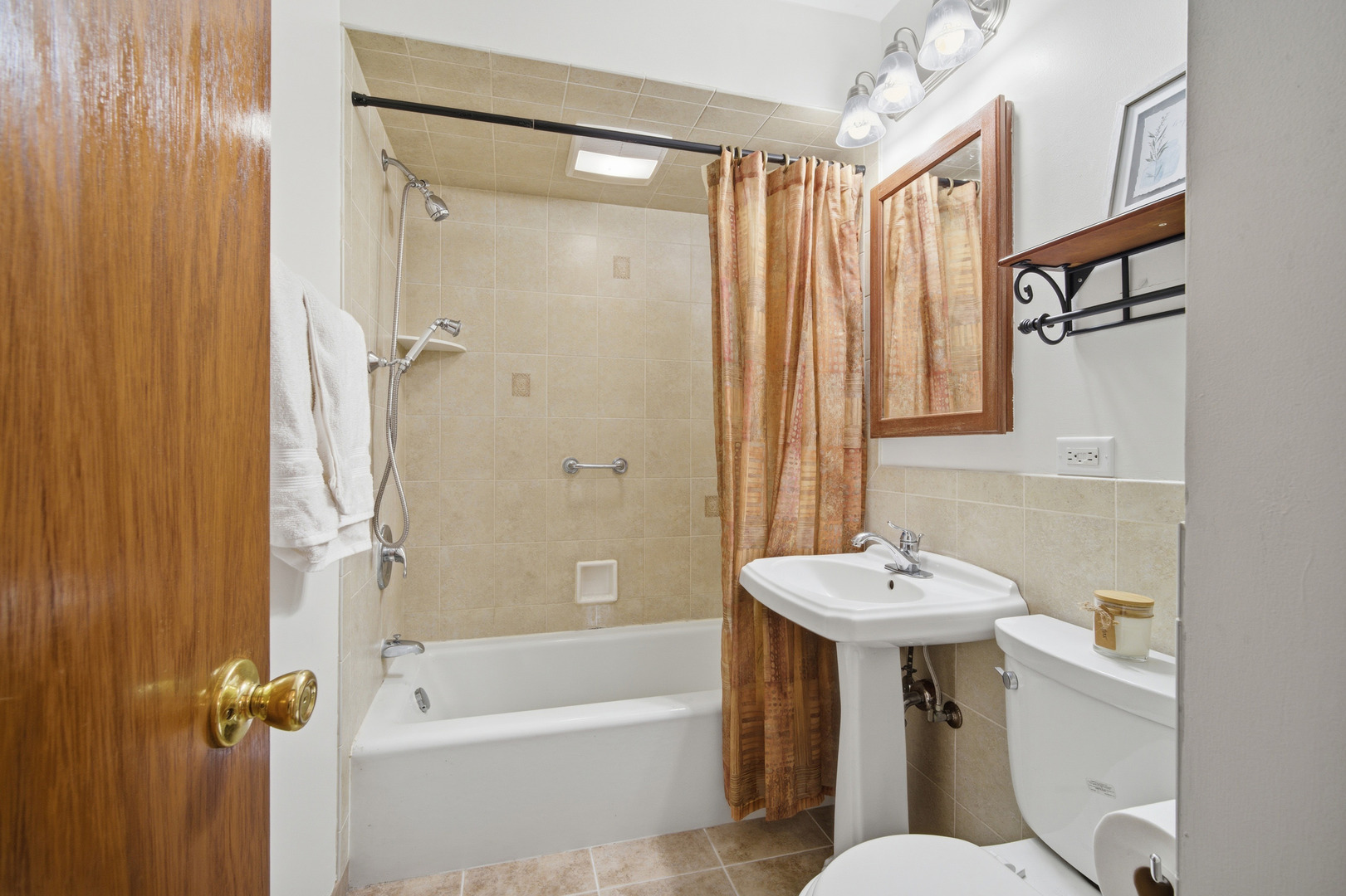 13310 W Greenview Drive, Wadsworth, IL 60083