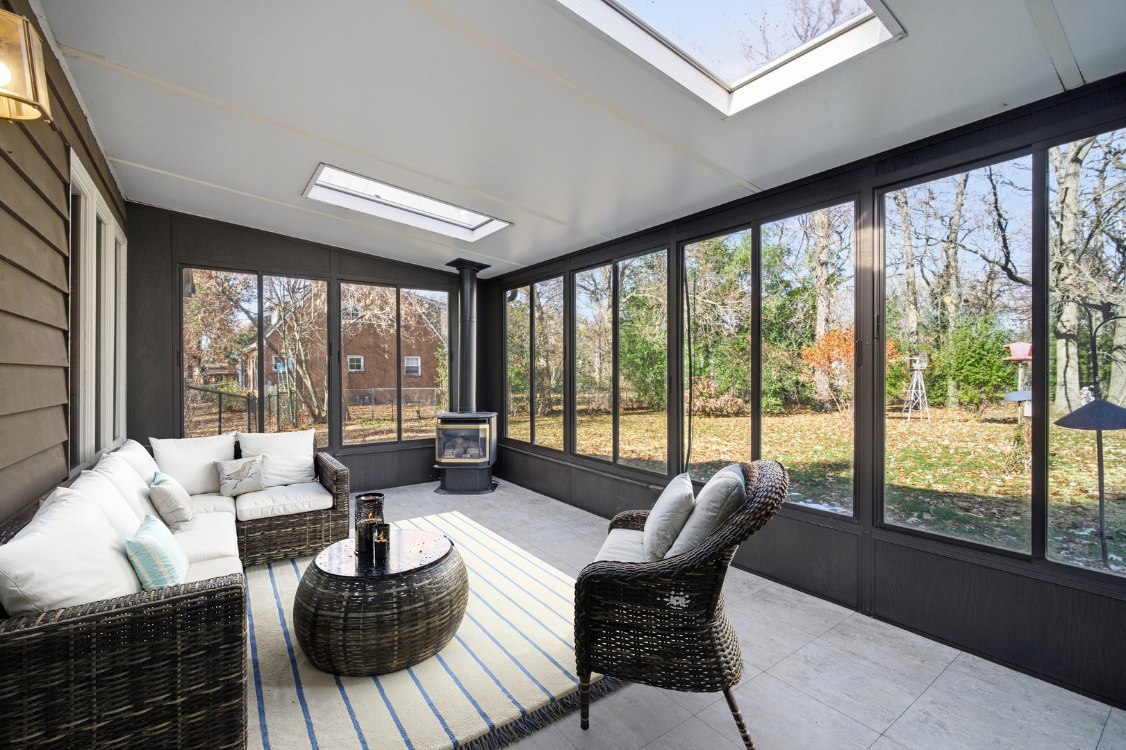 13310 W Greenview Drive, Wadsworth, IL 60083