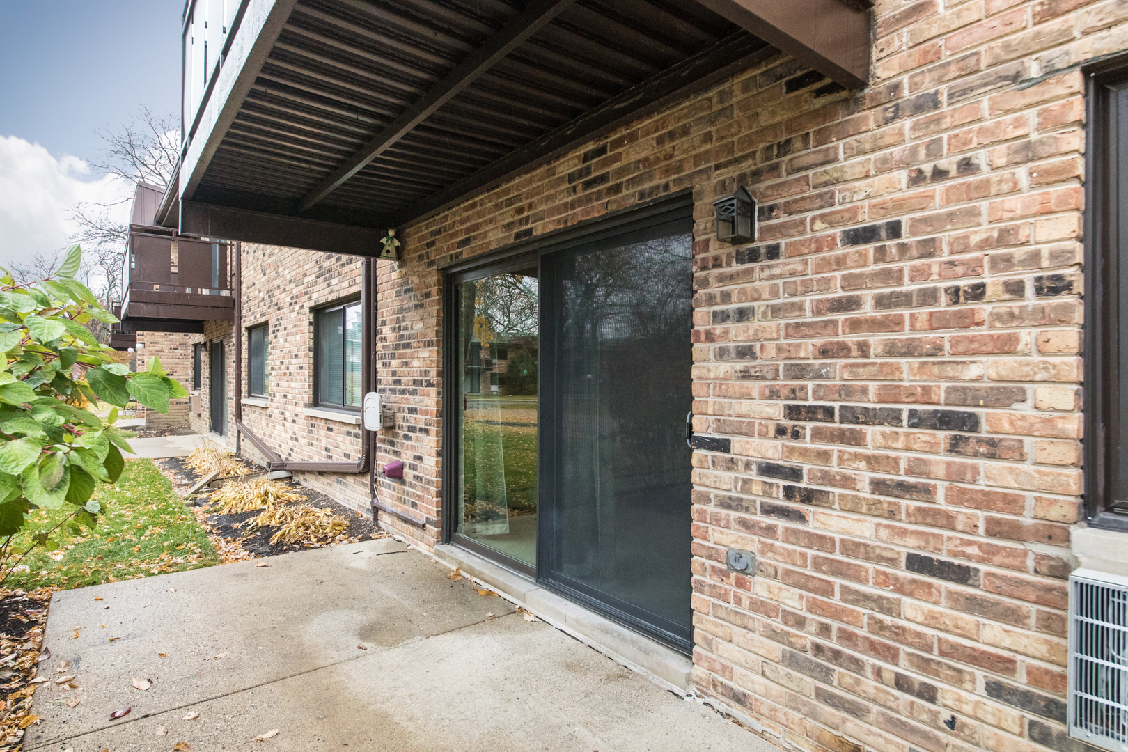 2628 N Windsor Drive #101, Arlington Heights, IL 60004