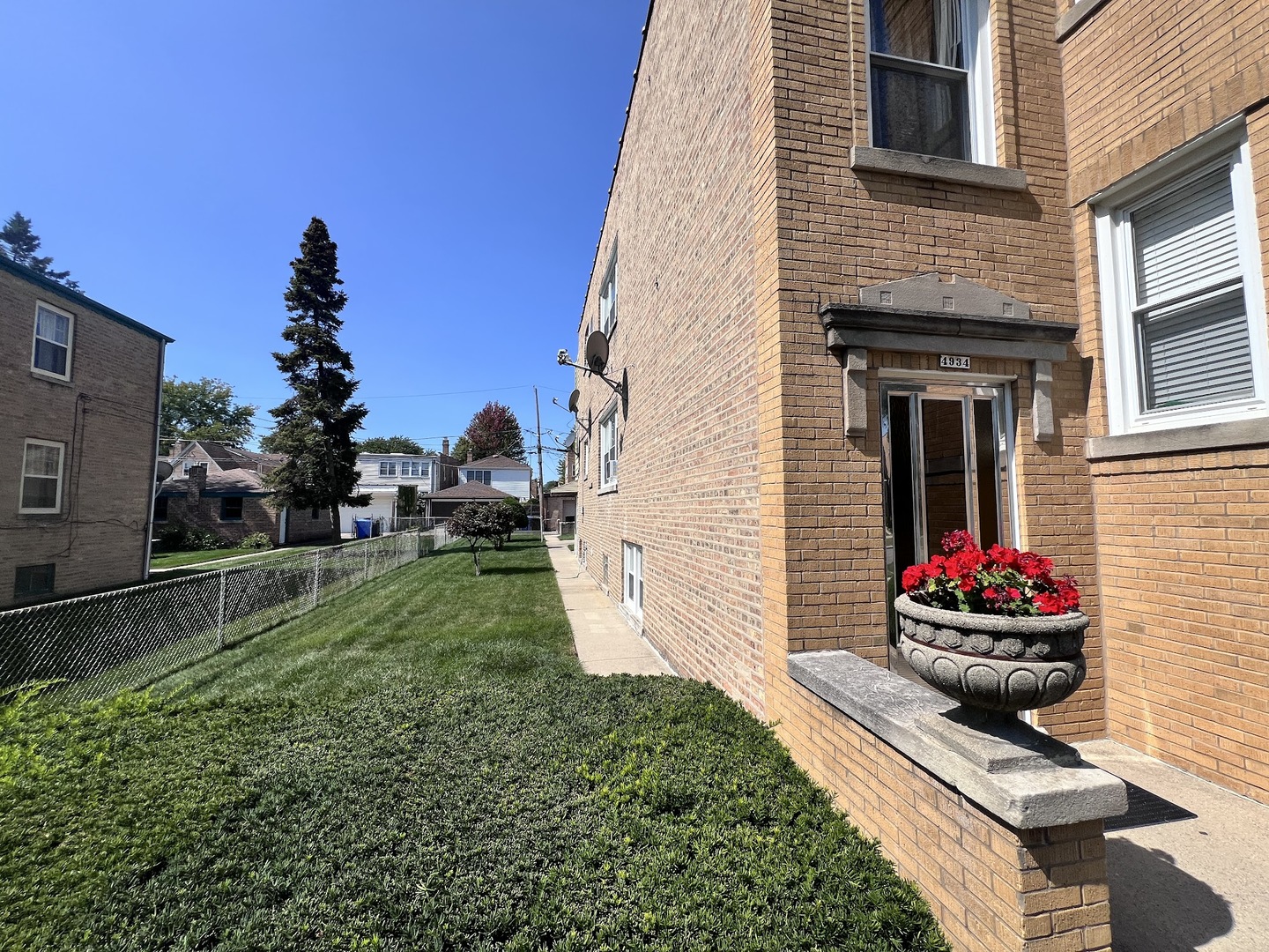 4934 N Marmora Avenue #2, Chicago, IL 60630