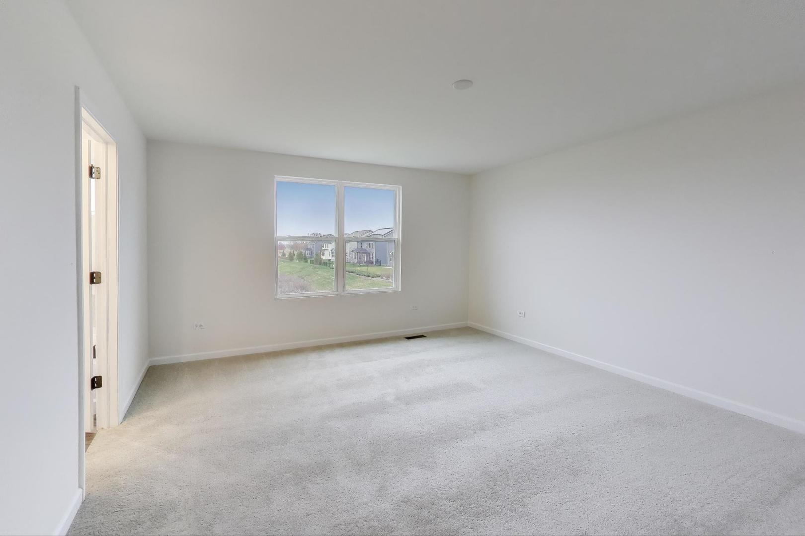 2240 Bent Grass Way, Bolingbrook, IL 60490