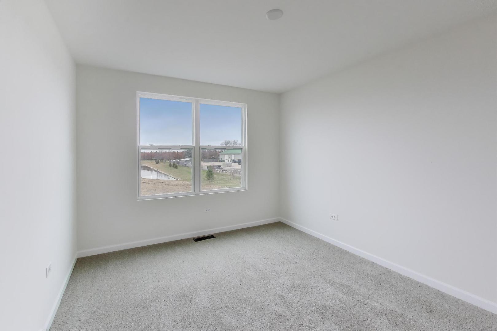 2240 Bent Grass Way, Bolingbrook, IL 60490